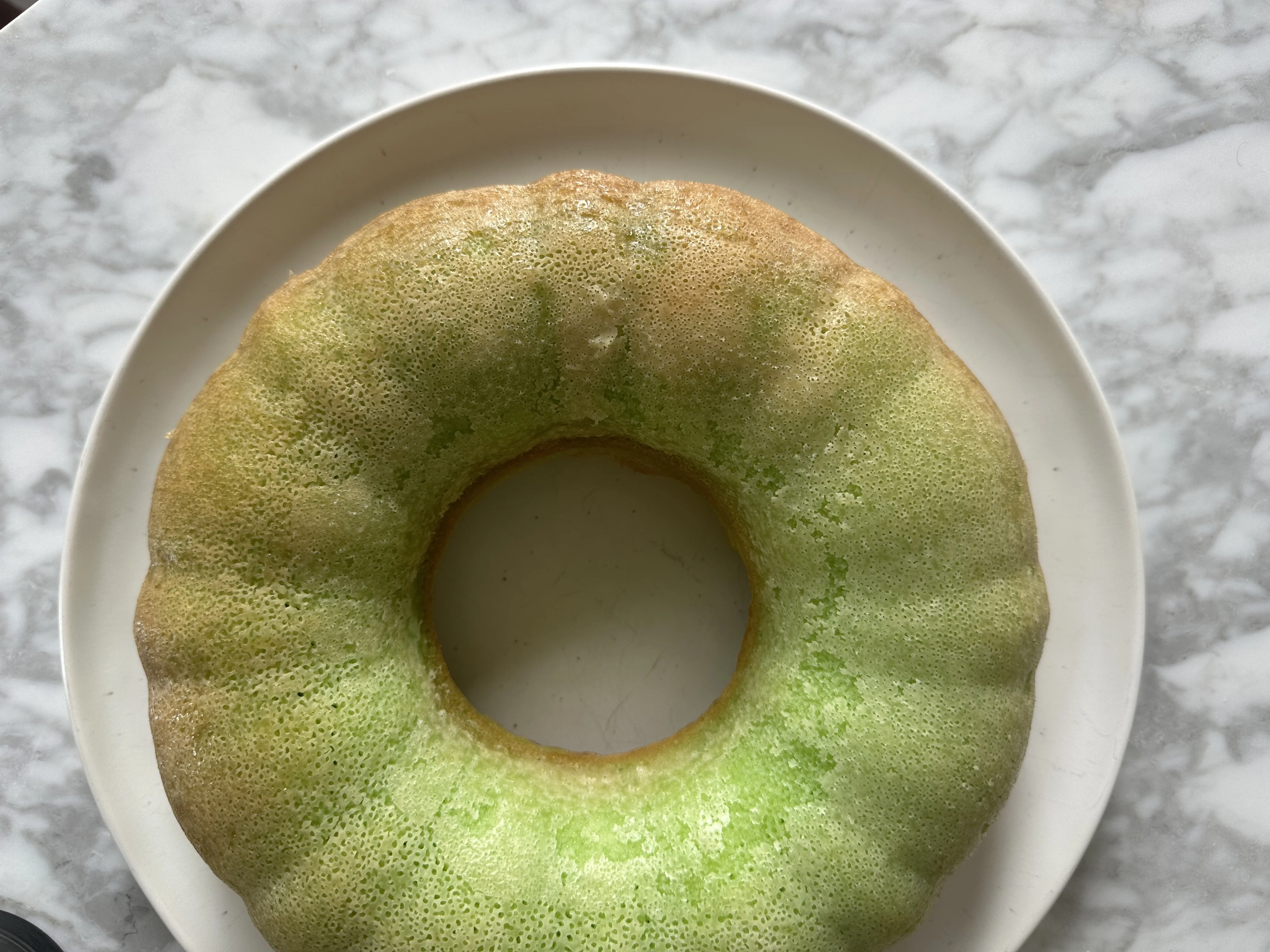 banh-bo-vietnamese-honeycomb-cake