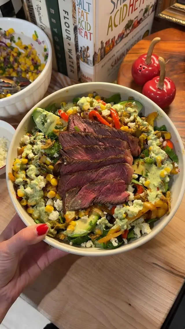 taco-steak-salad-with-jalapeno-ranch