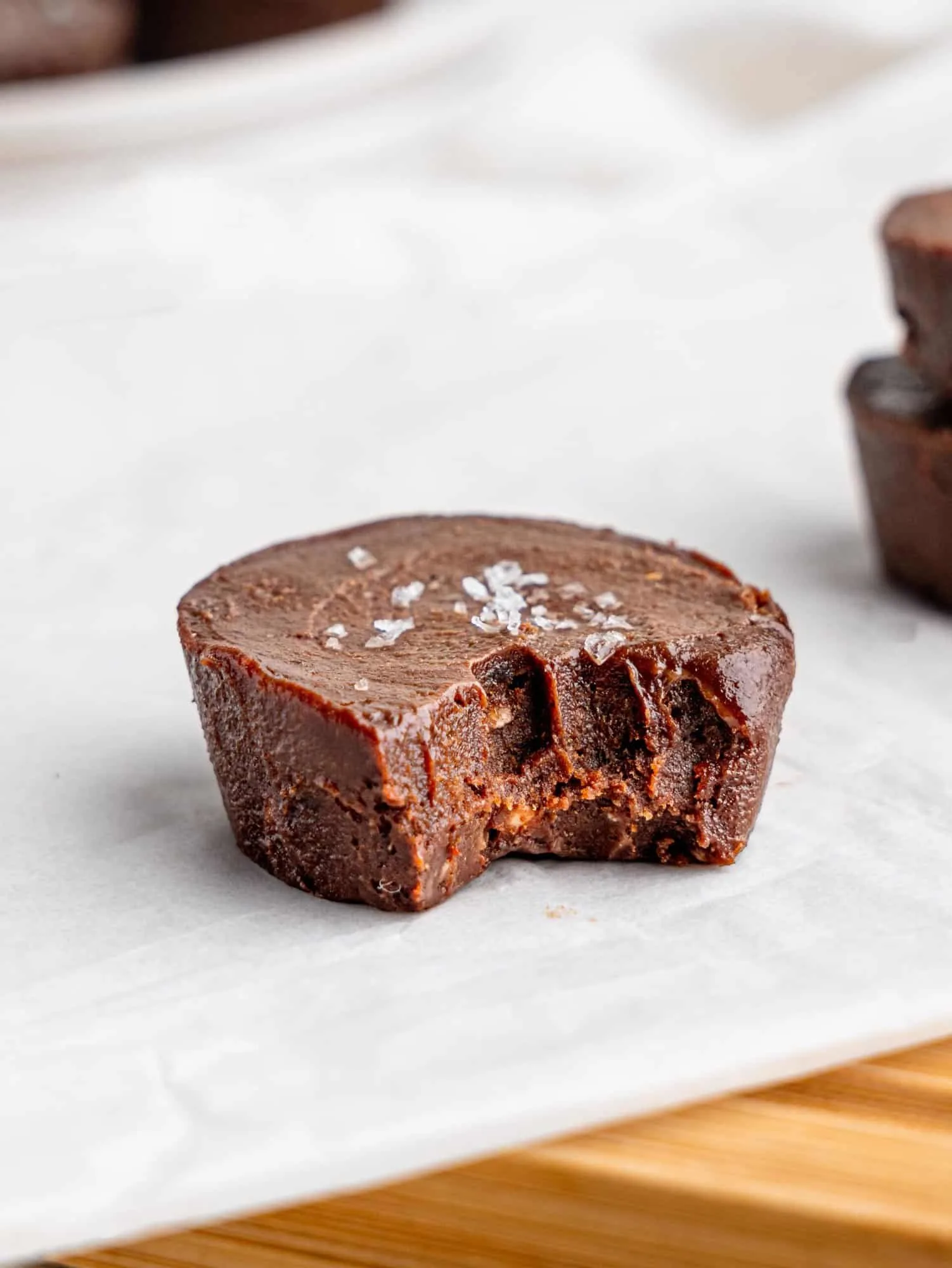 healthy-chocolate-freezer-fudge