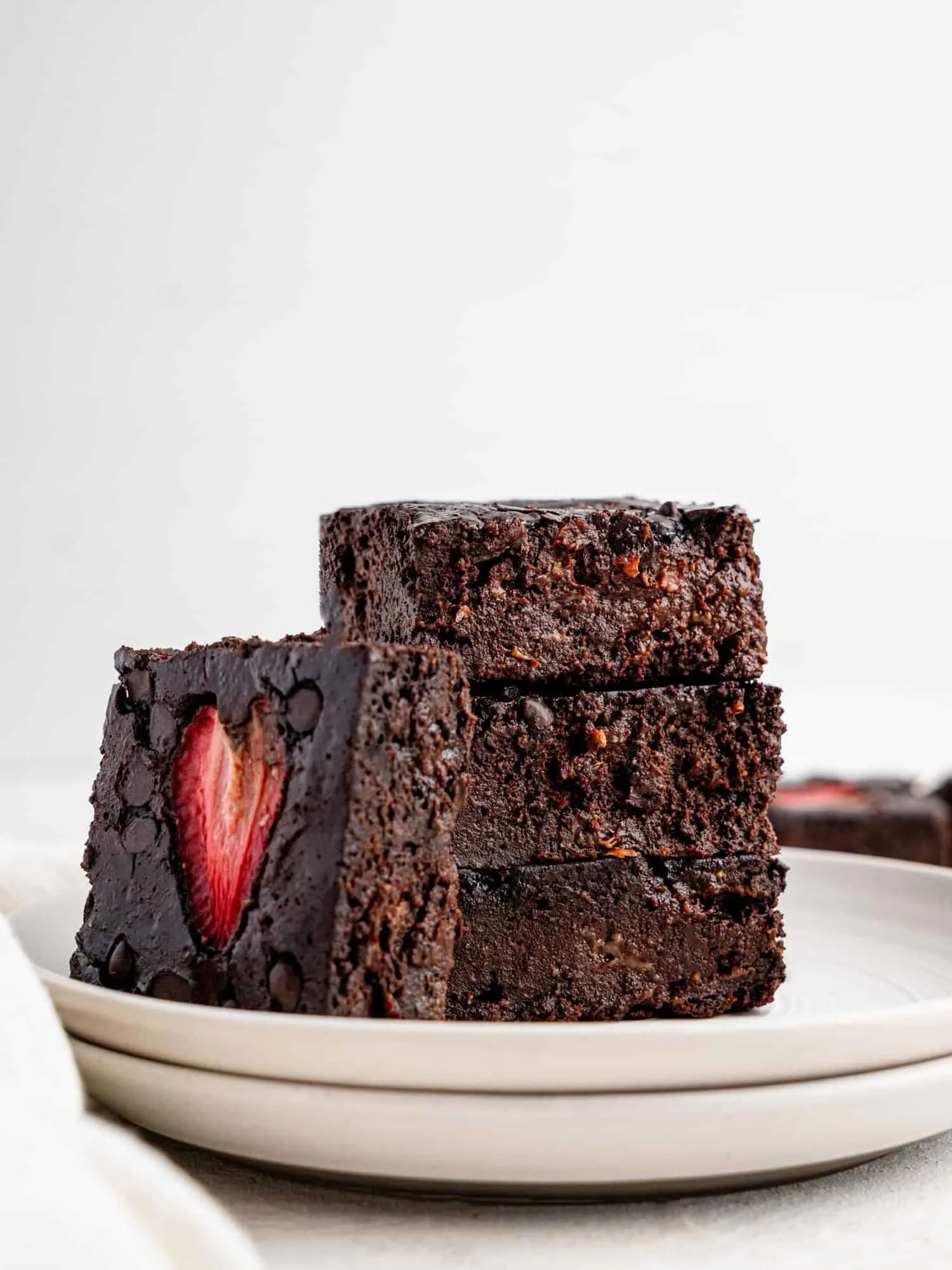 strawberry-brownies