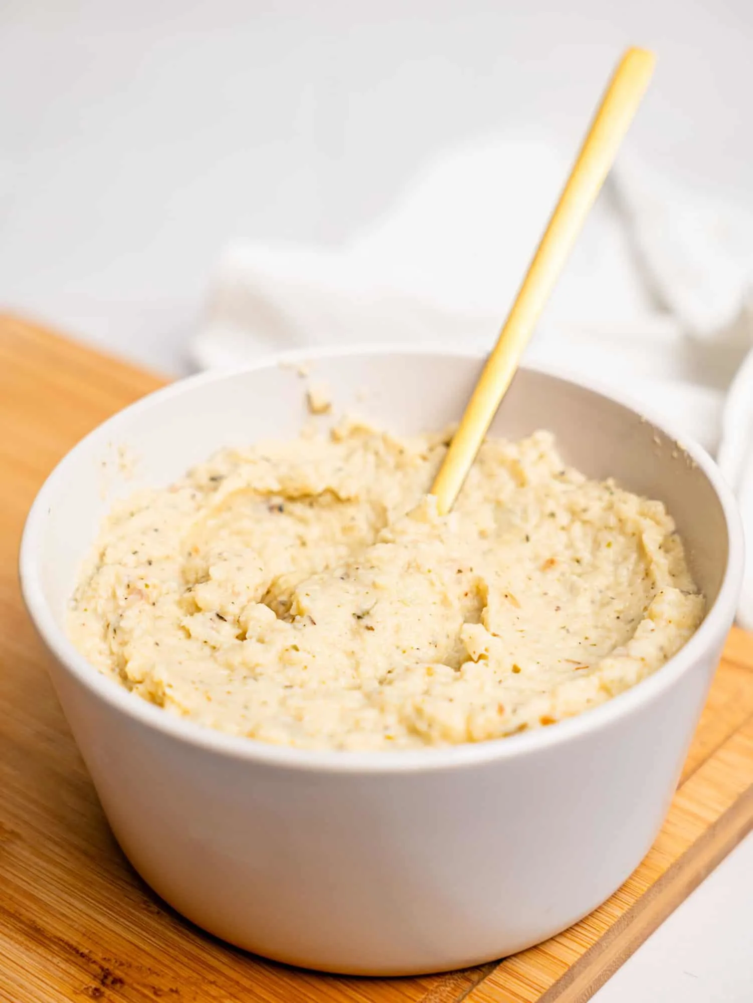creamy-garlicky-cauliflower-mash