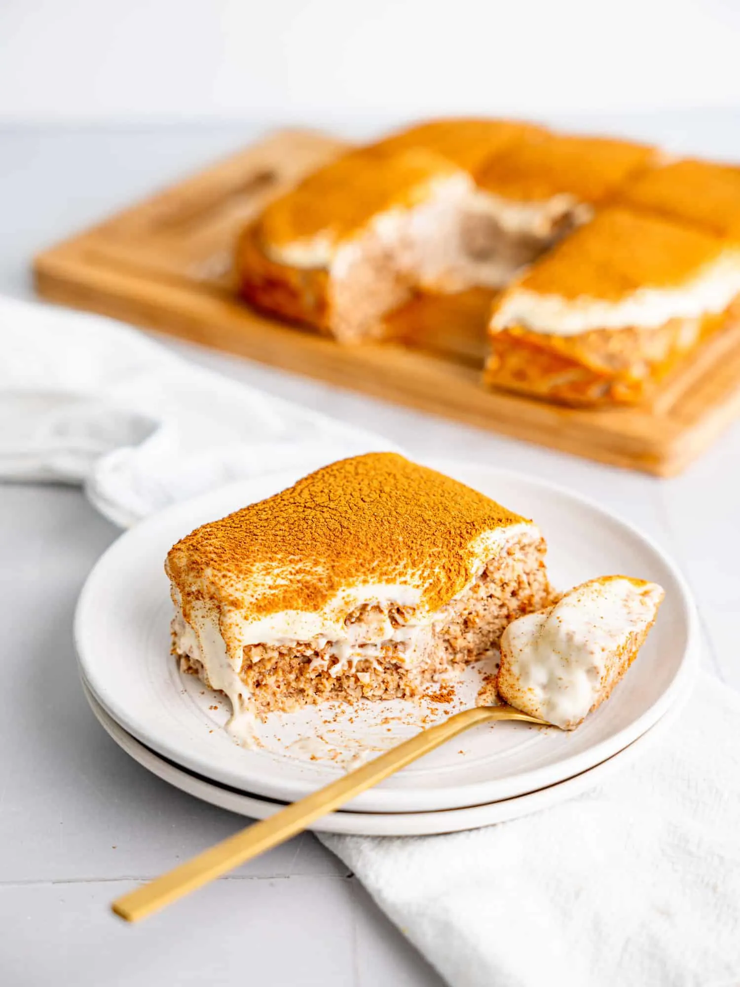 baked-cinnamon-roll-oatmeal