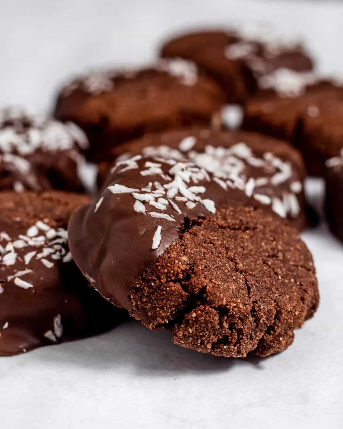 easy-chocolate-coconut-biscuits-(gluten-free-healthy!)