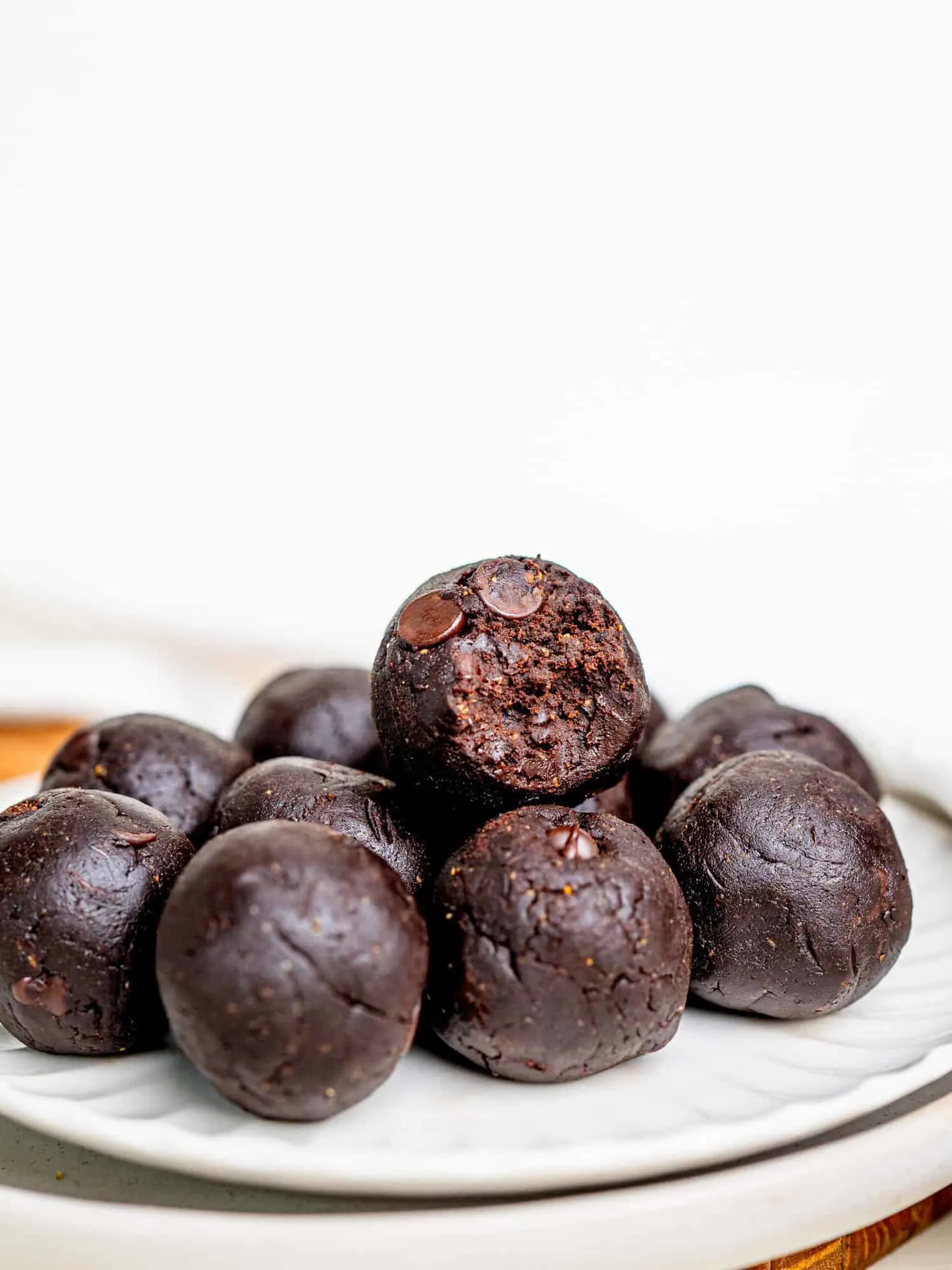 easy-and-healthy-brownie-batter-bites