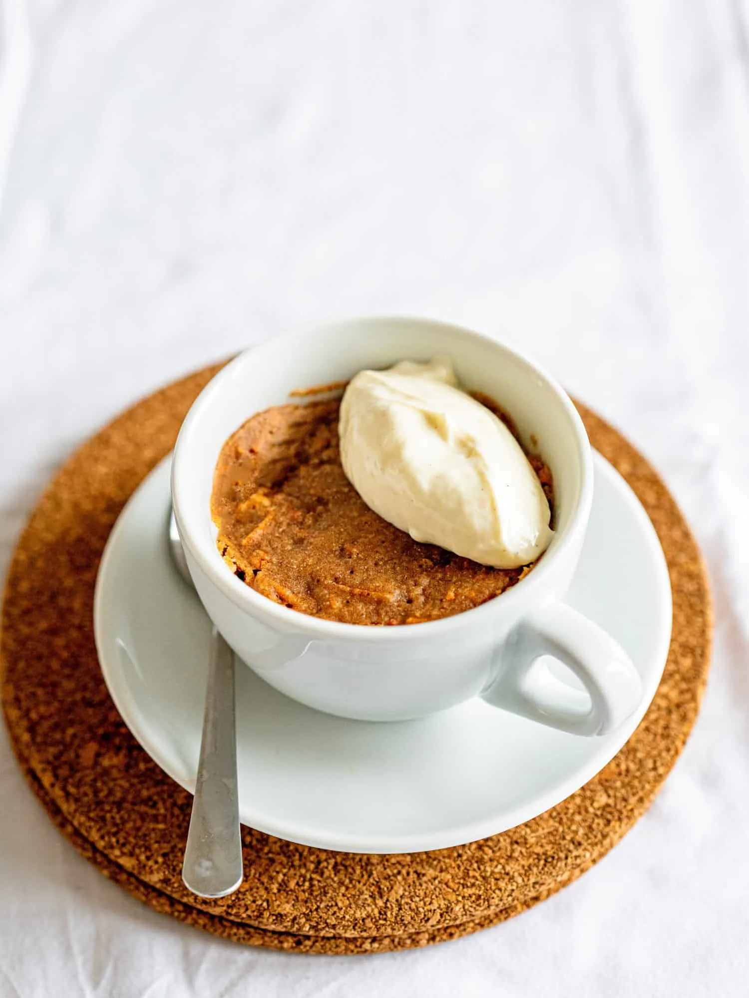 healthy-carrot-cake-in-a-mug