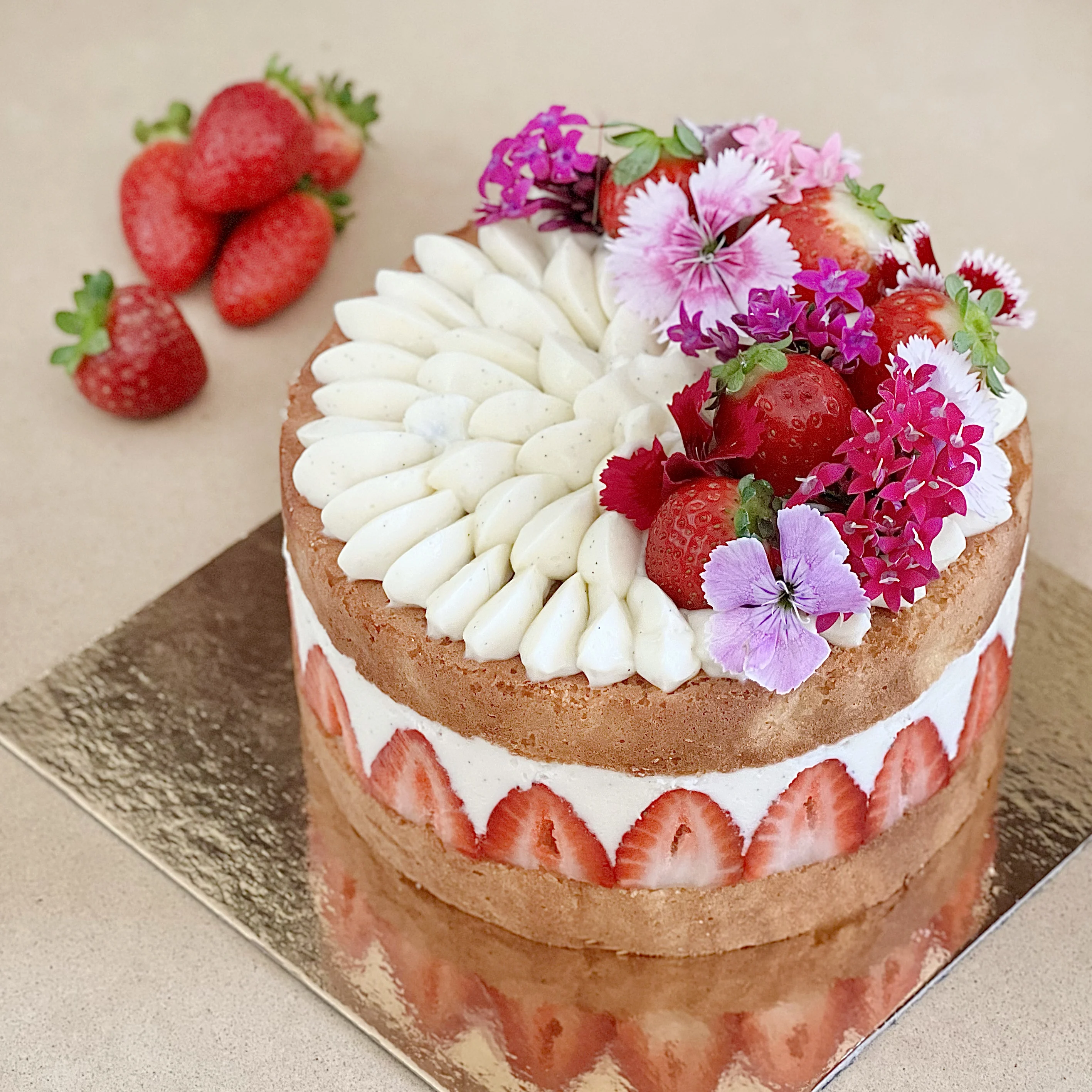 fraisier-cake