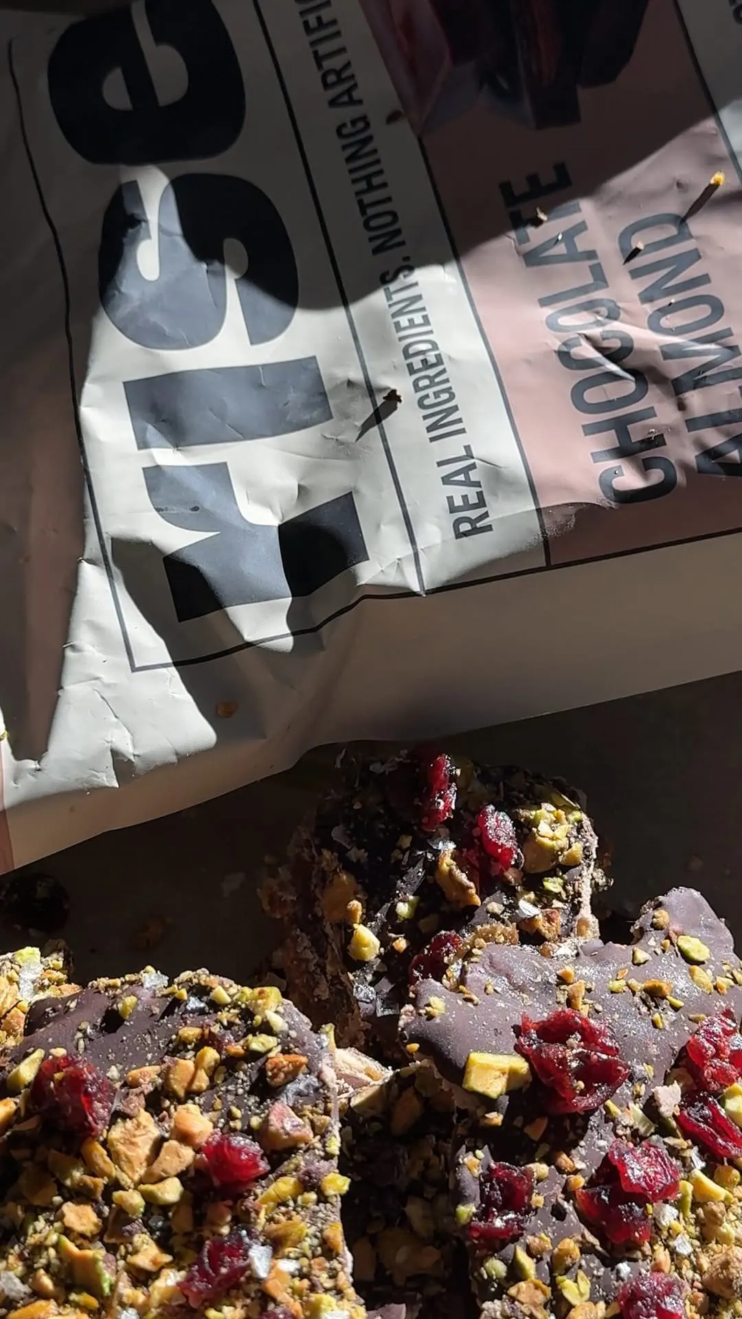 cranberry-pistachio-date-bark