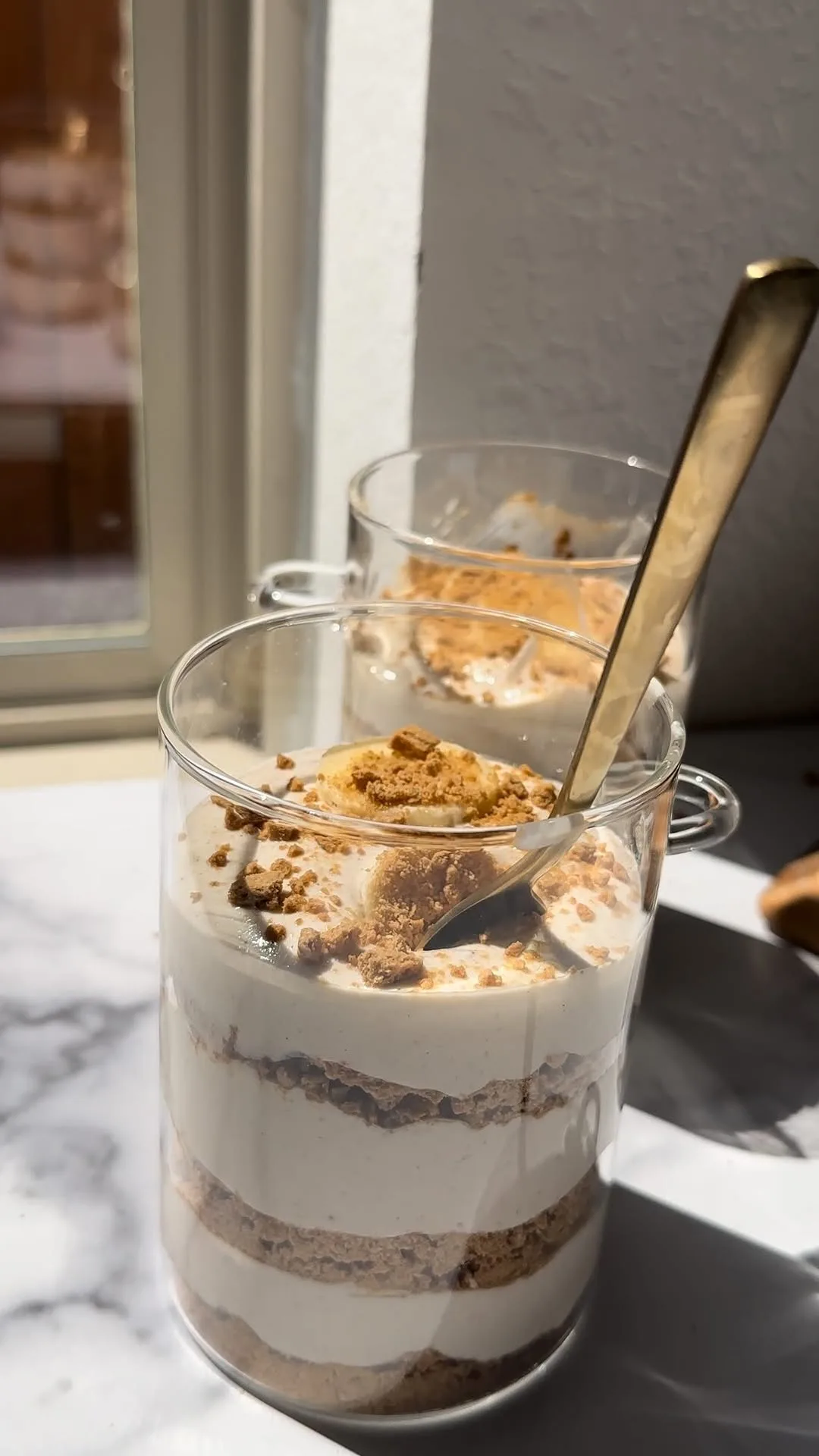 high-protein-banana-pudding-parfait