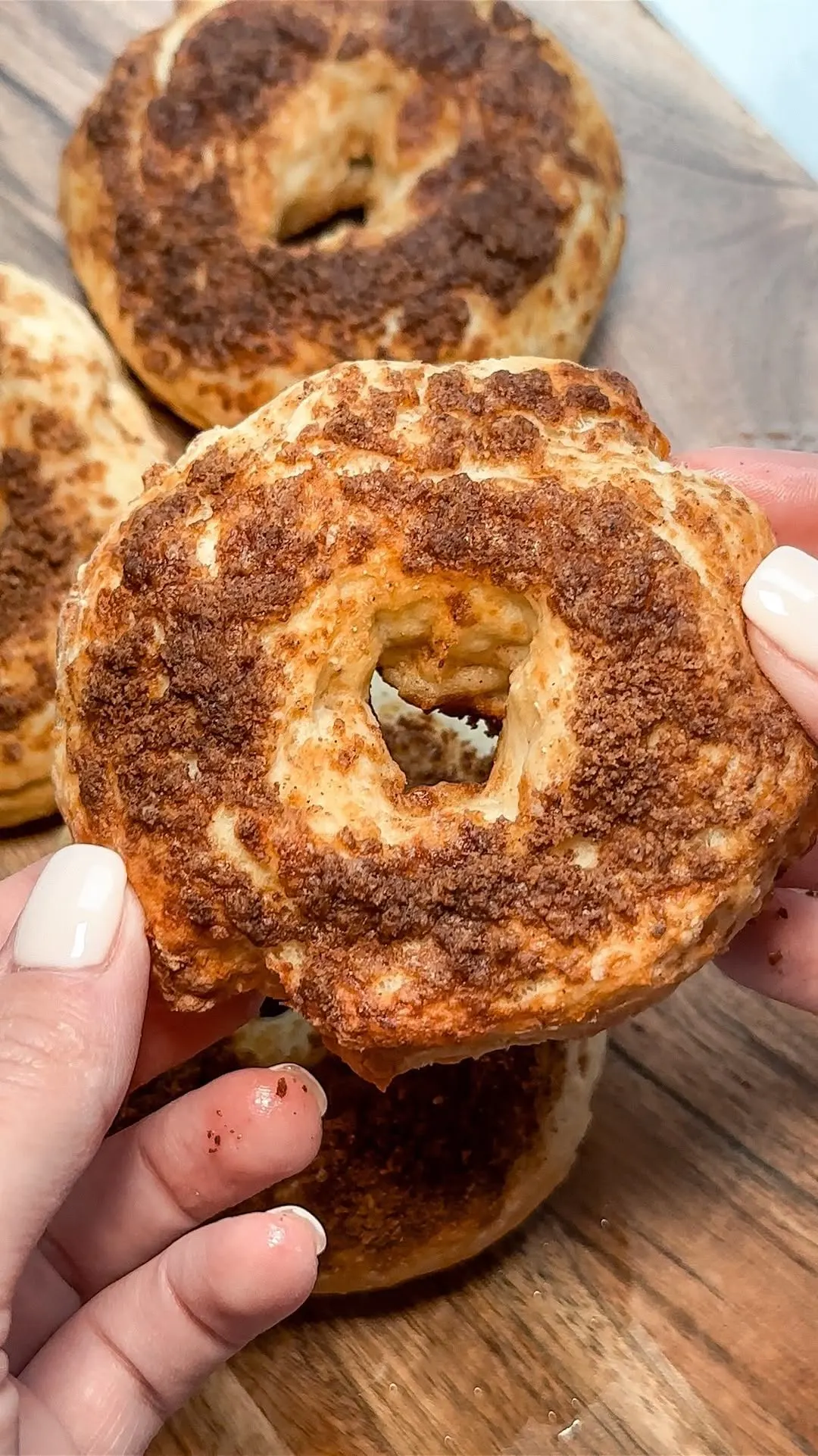 cinnamon-sugar-greek-yogurt-bagels