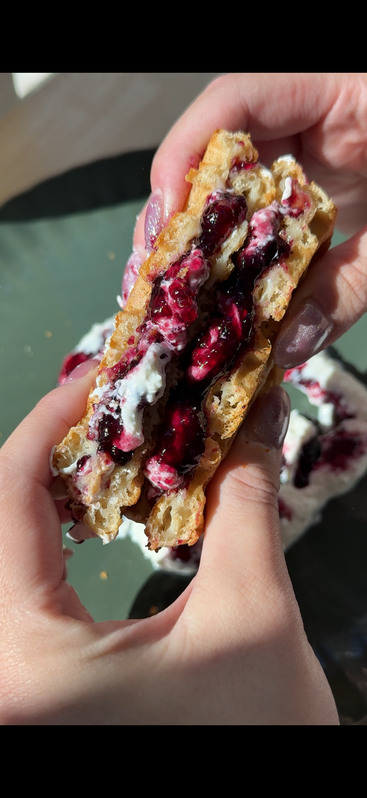 high-protein-wafflewich