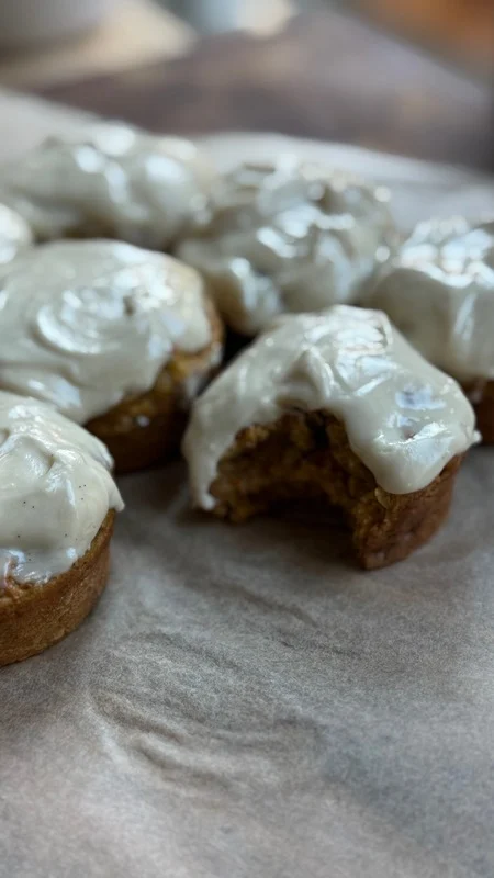 cottage-cheese-carrot-cake-muffins