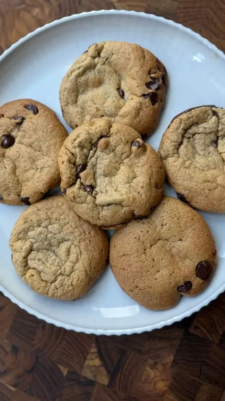 chewy-chocolate-chip-tahini-cookies