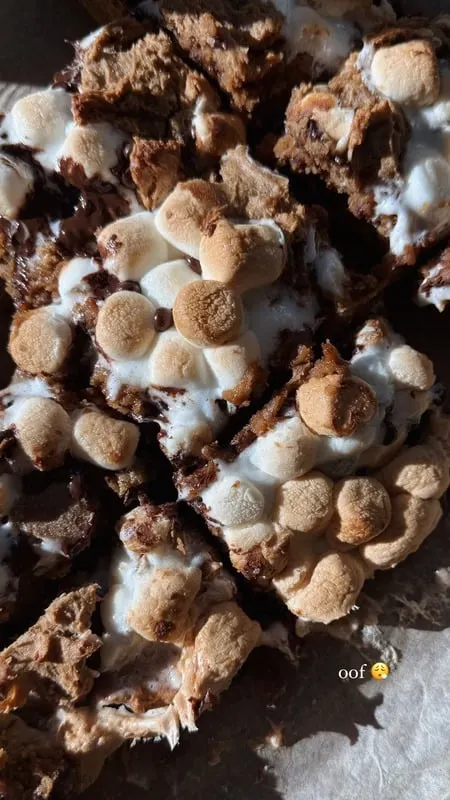 s'mores-cookie-bars