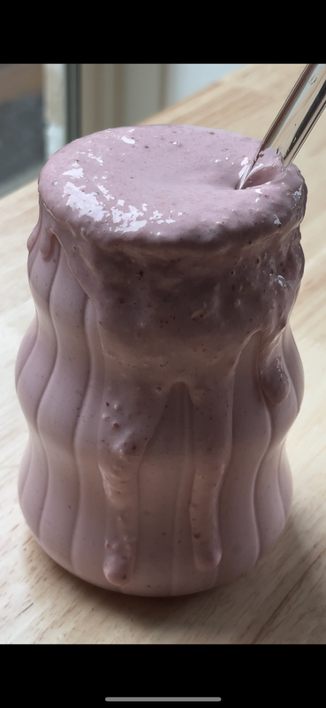 strawberry-cheesecake-protein-smoothie