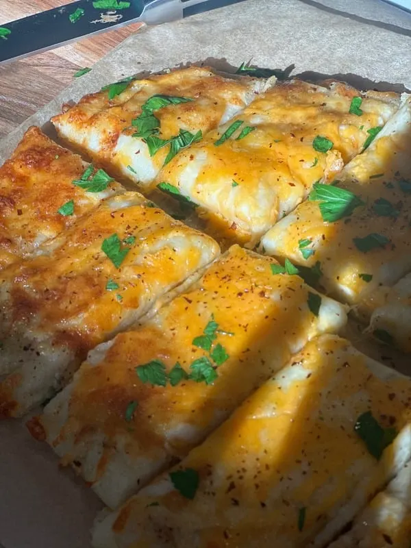 cottage-cheese-garlic-bread