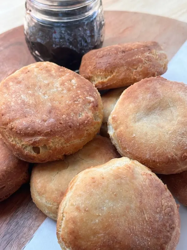cottage-cheese-biscuits
