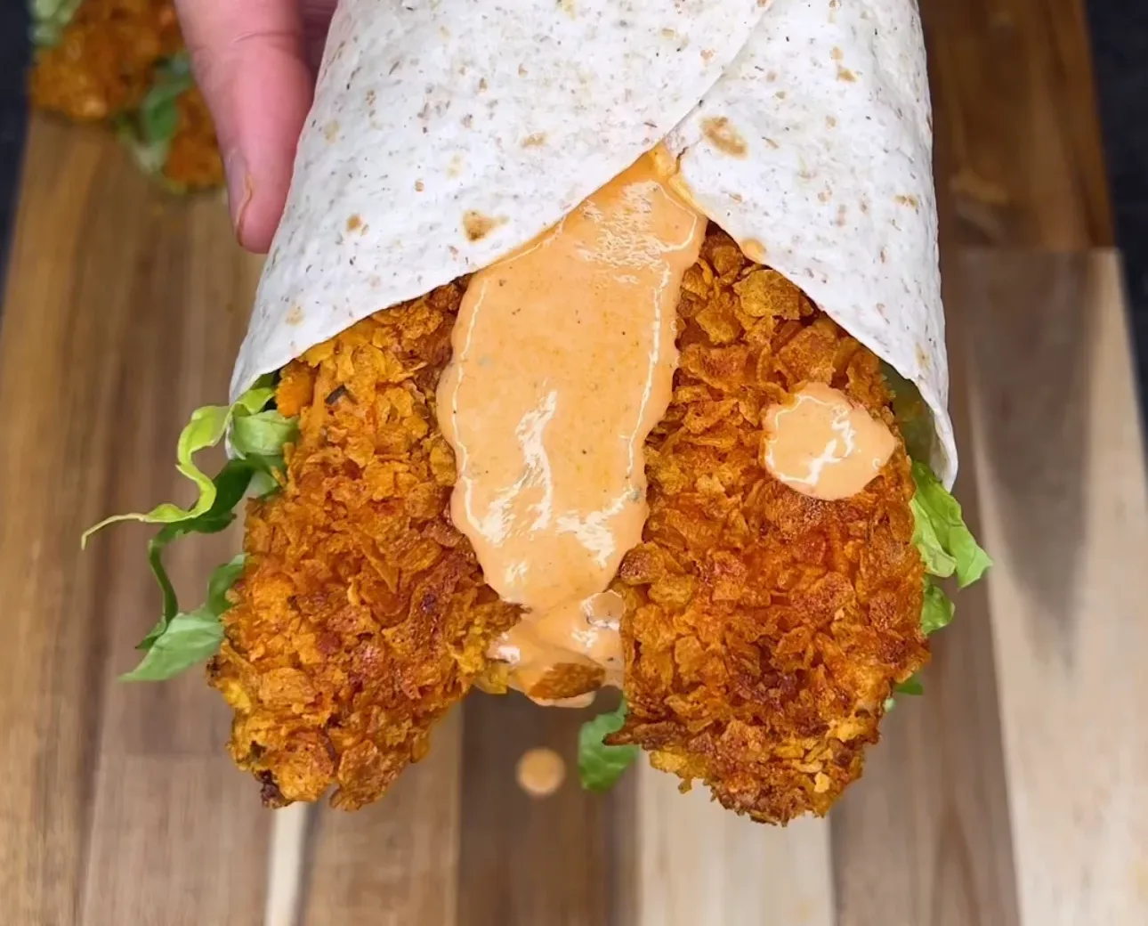 high-protein-crispy-buffalo-chicken-wraps