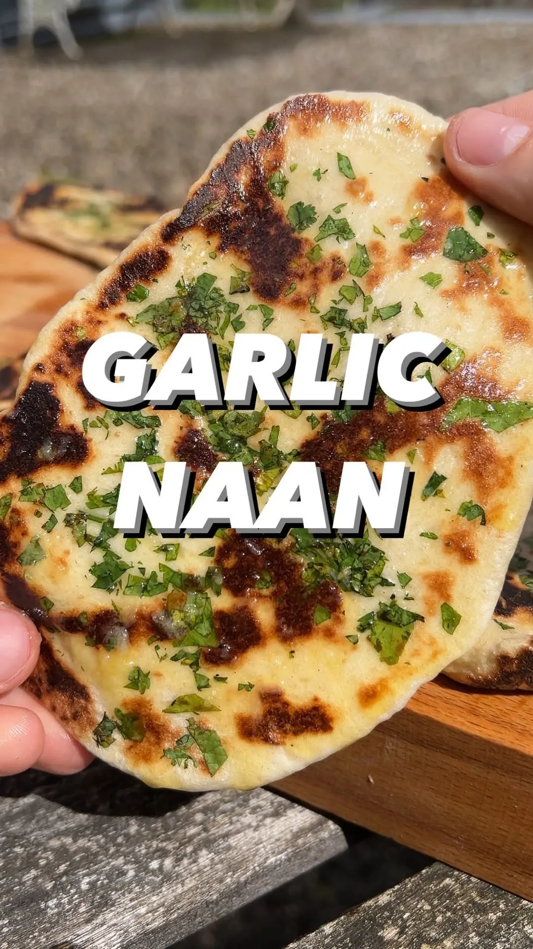 vegan-garlic-naan