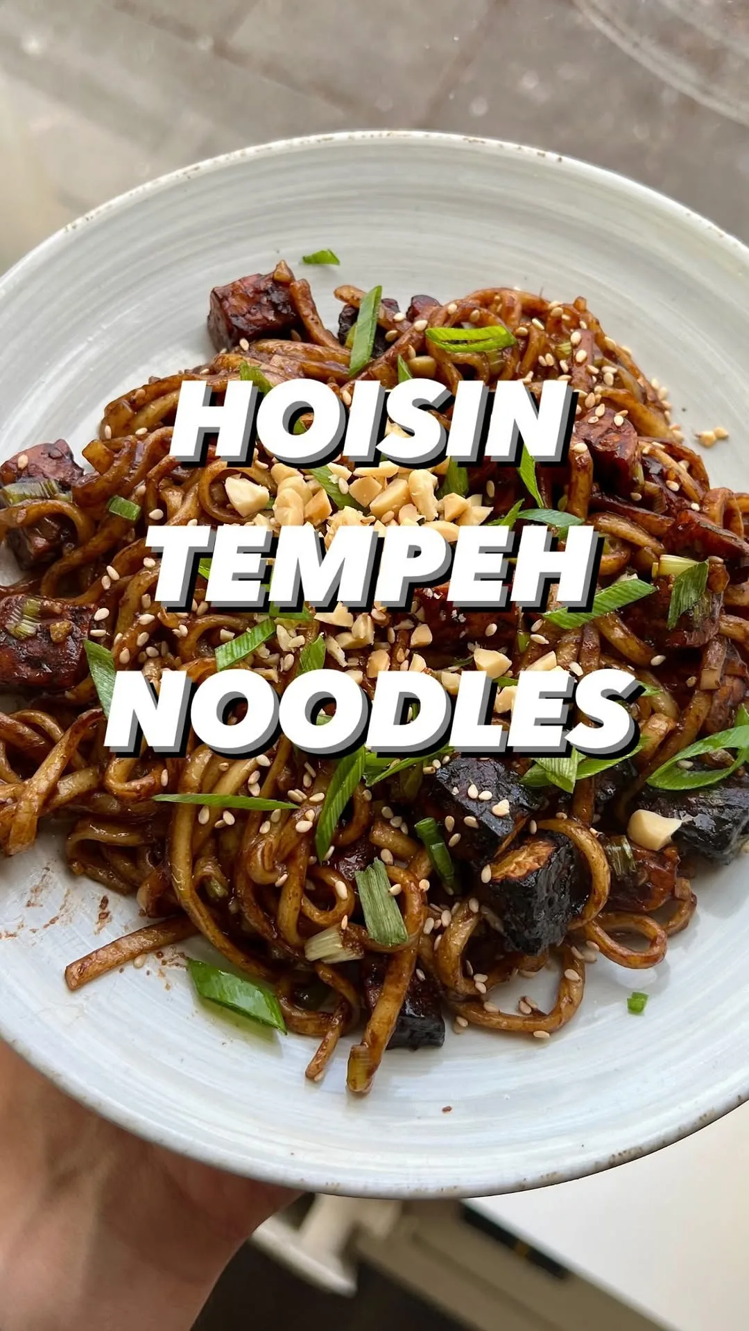 hoisin-tempeh-noodles