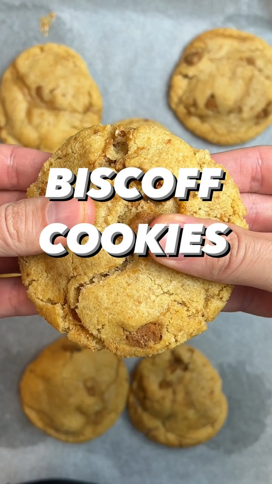 biscoff-stuffed-cookies