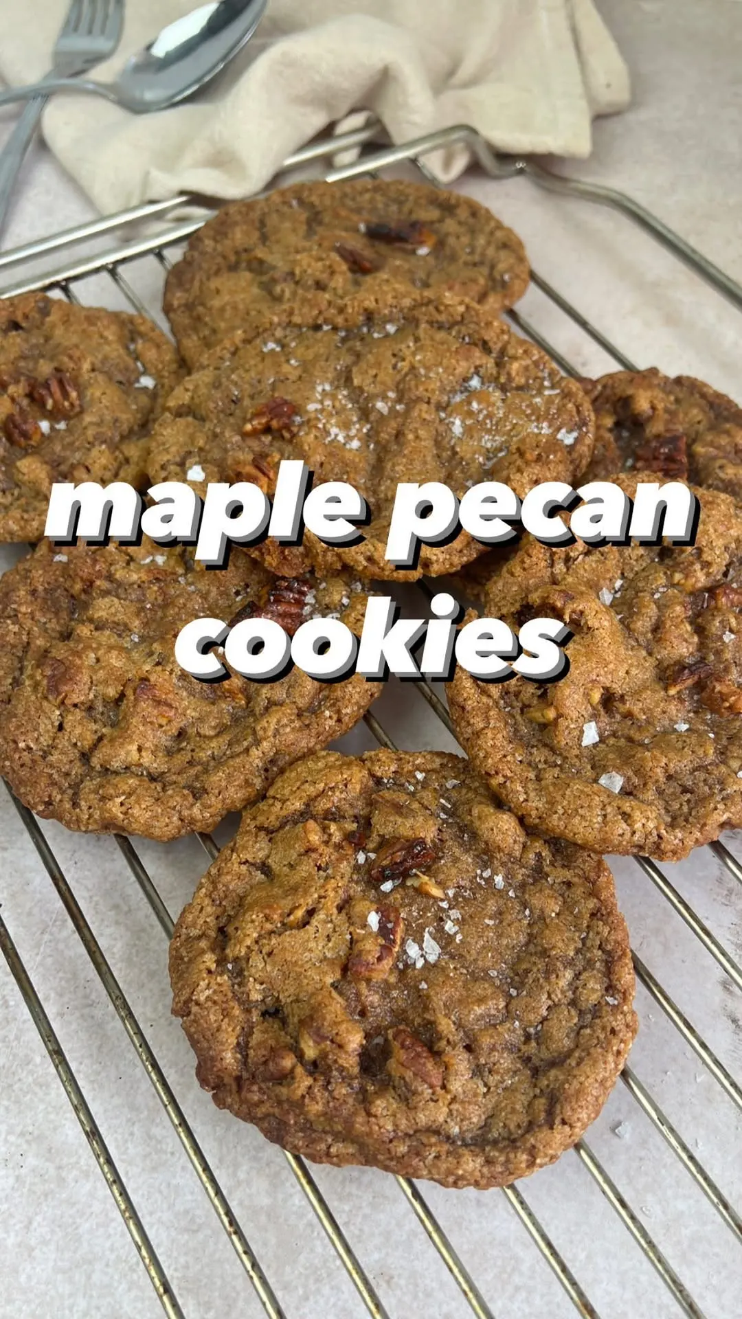 maple-pecan-cookies