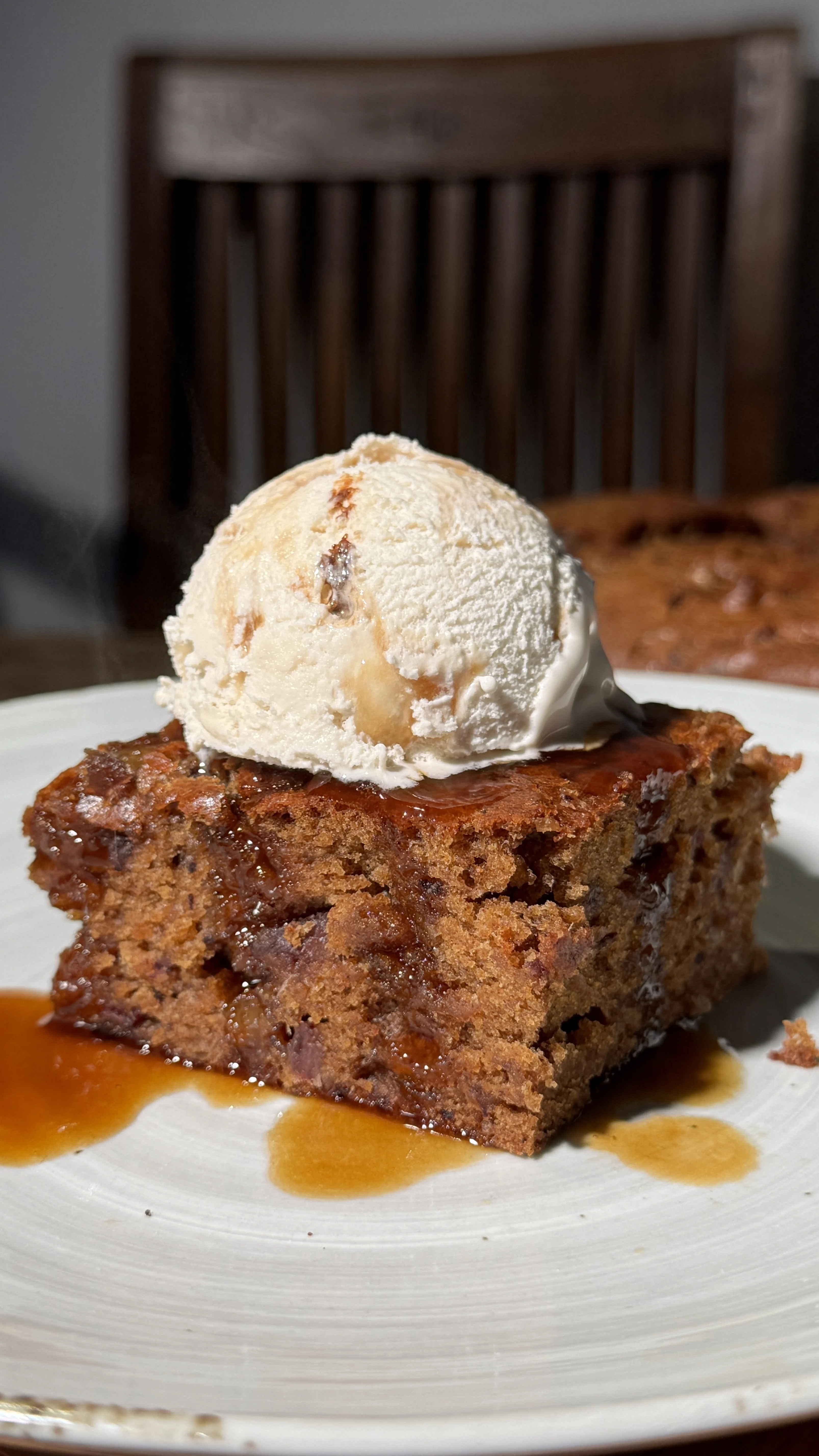 vegan-sticky-toffee-pudding