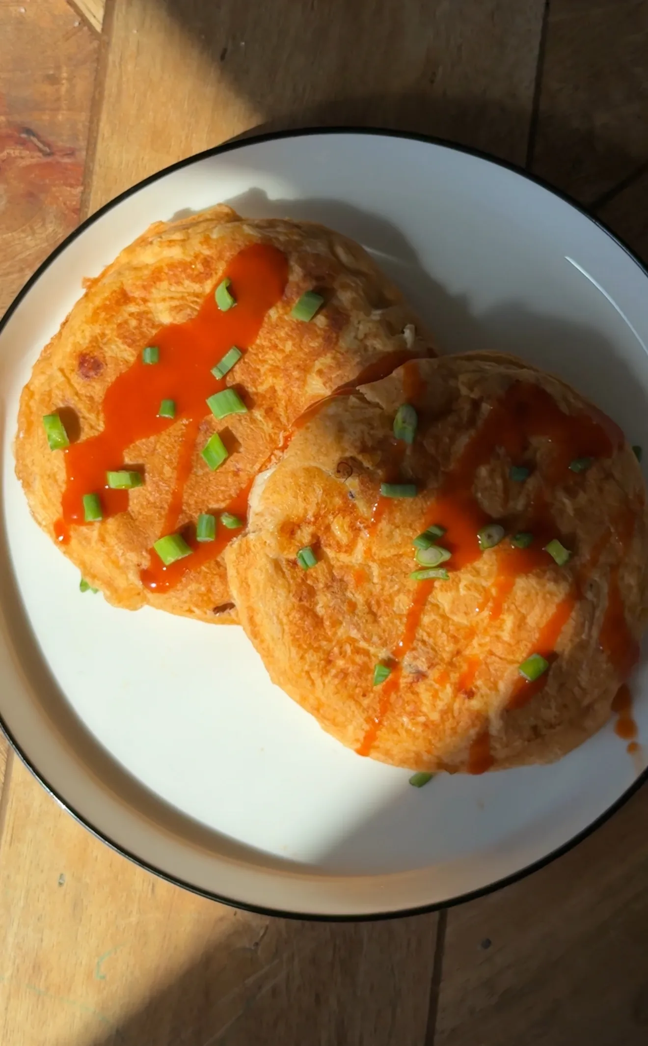 buffalo-chicken-protein-cakes