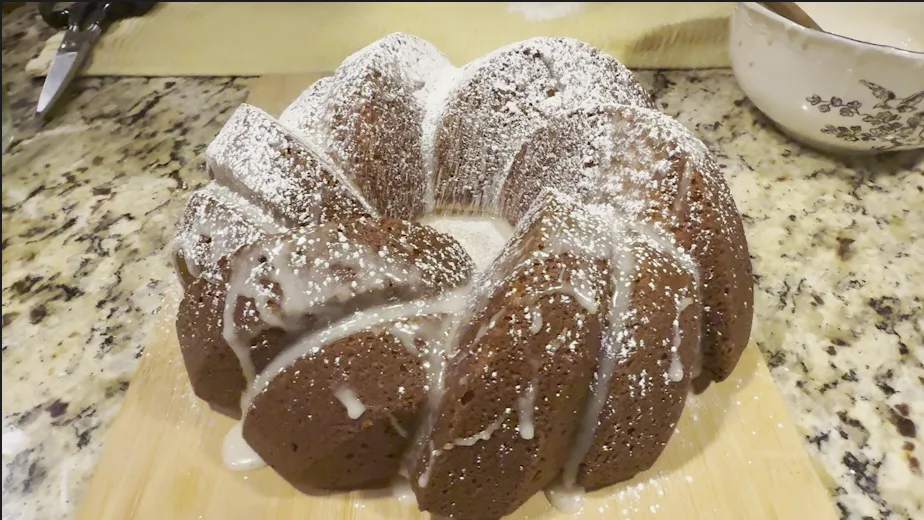 lemon-ricotta-cake-with-vanilla-bean-icing