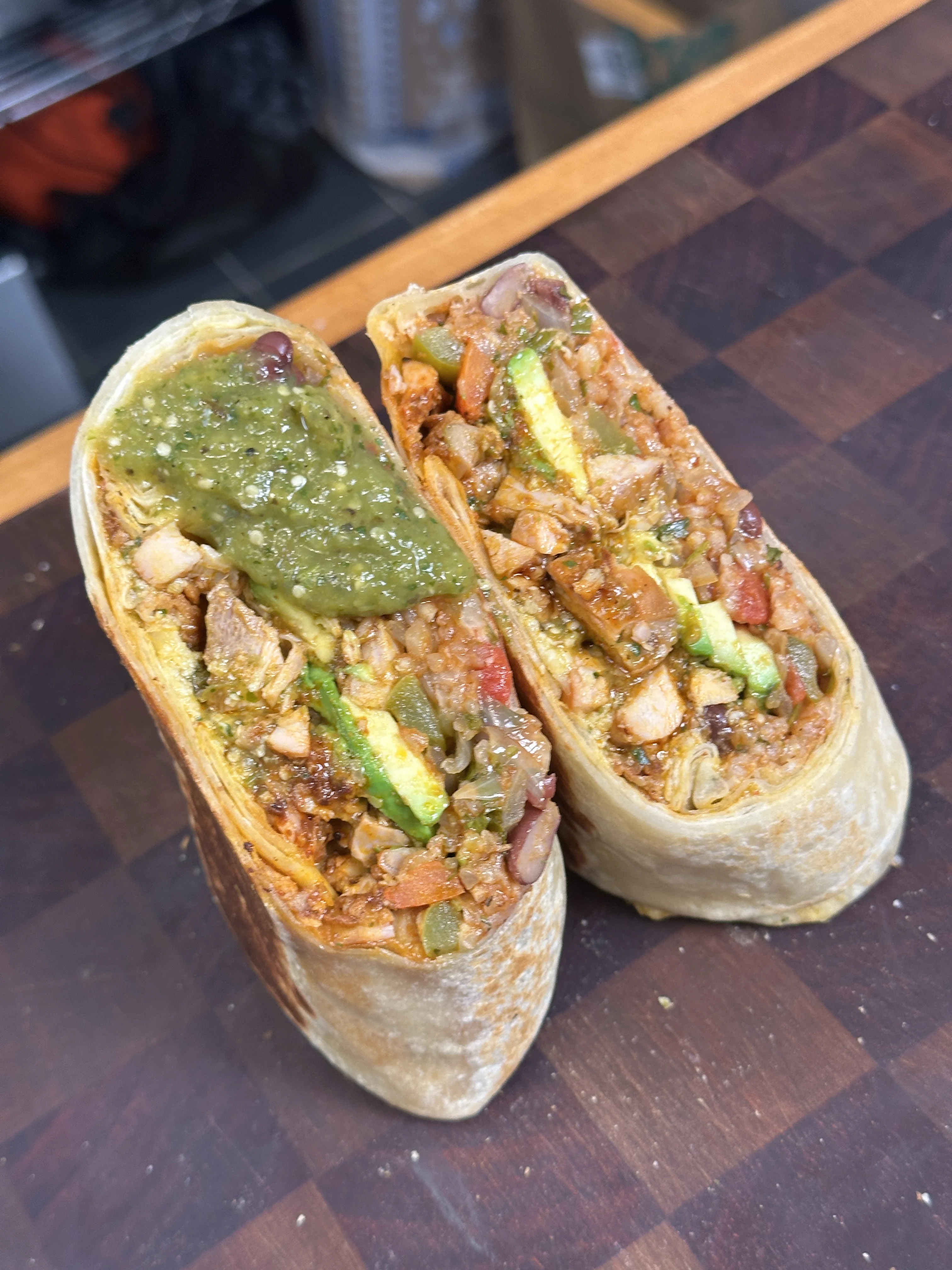 chipotle-chicken-burrito