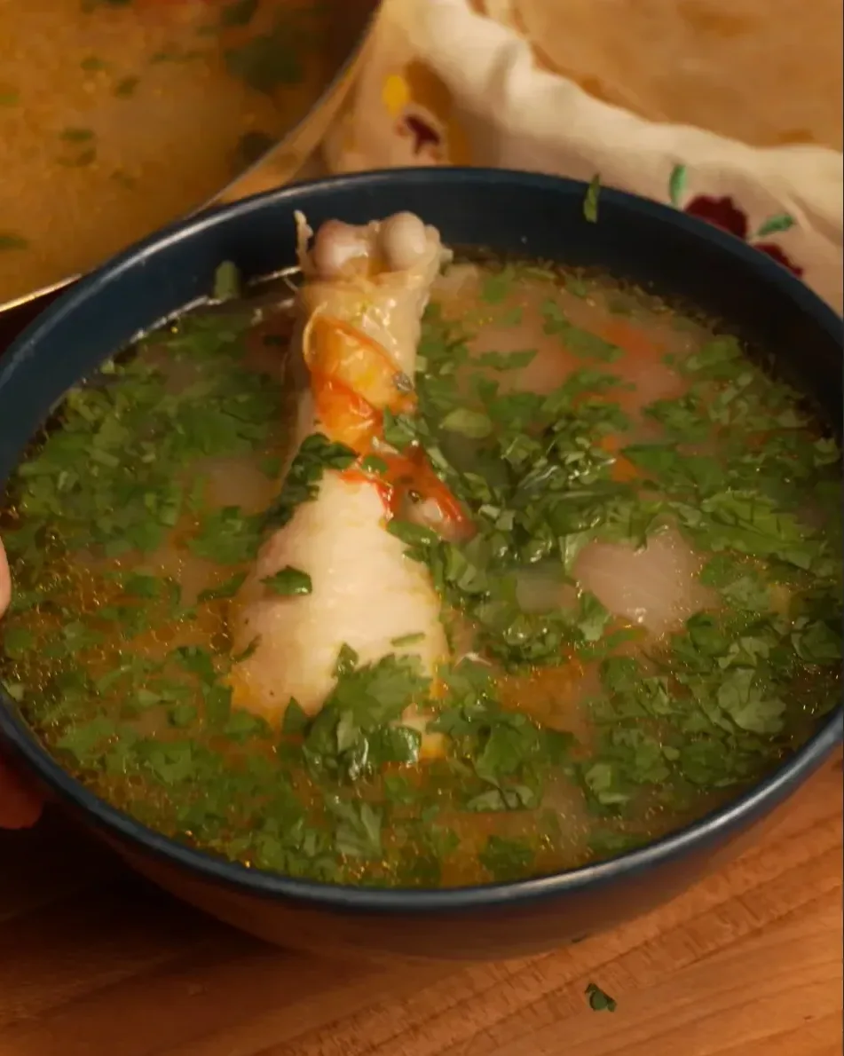 caldo-de-pollo