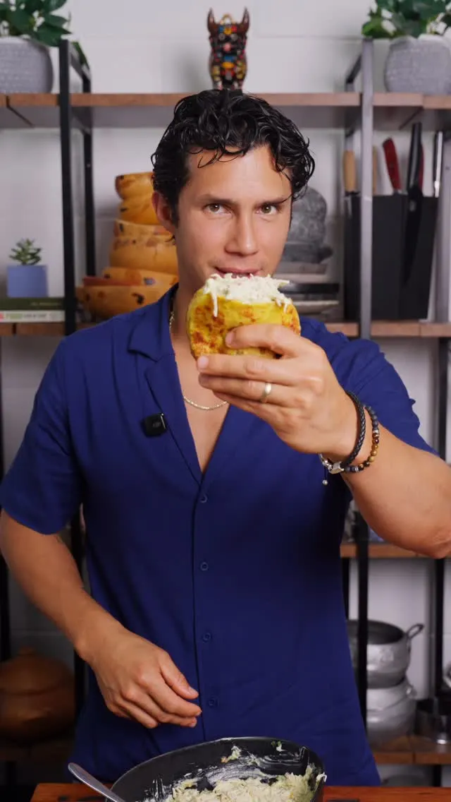 arepas-de-platano-plantain-arepas