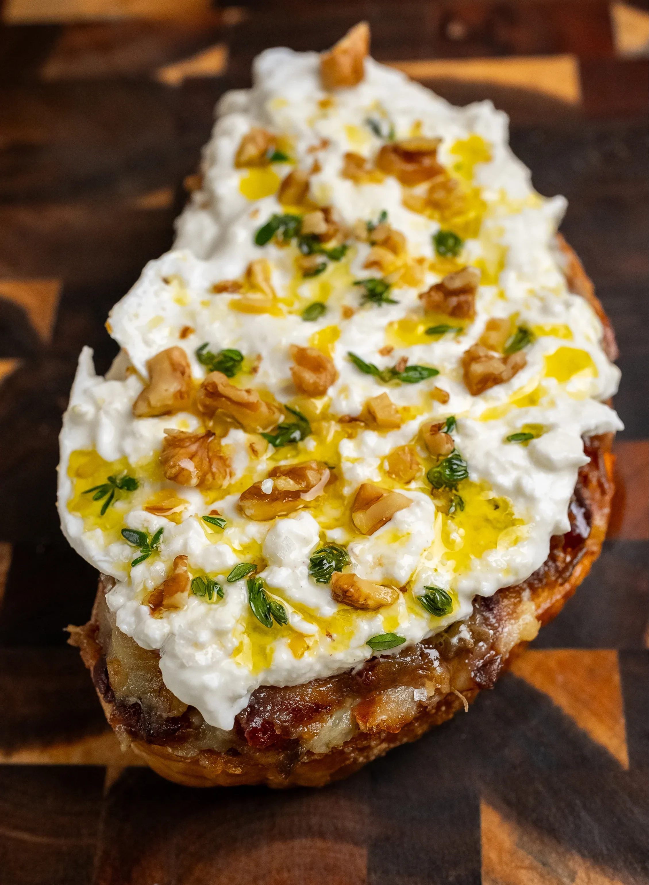 date-banana-and-burrata-toast