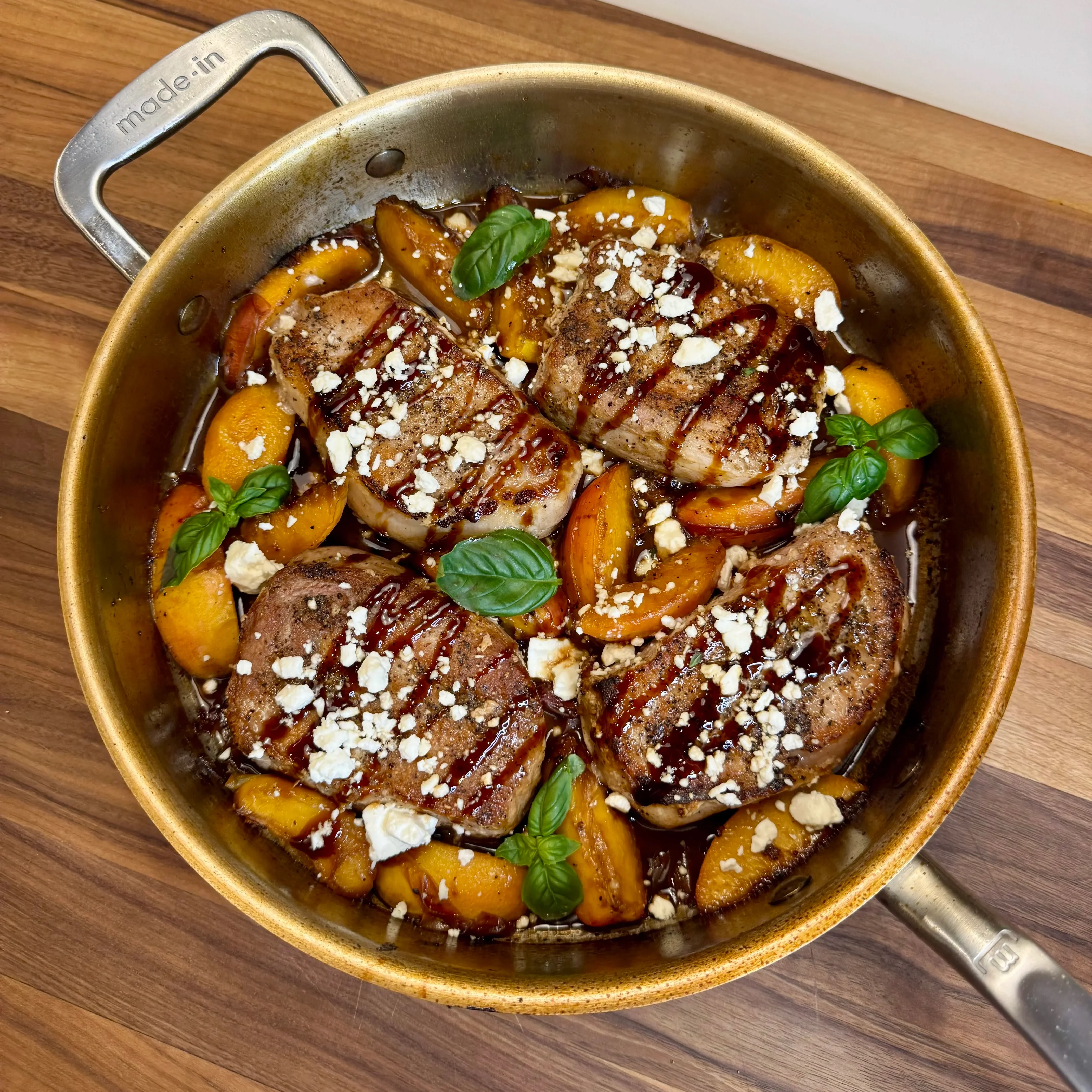 pork-chop-and-peaches-skillet