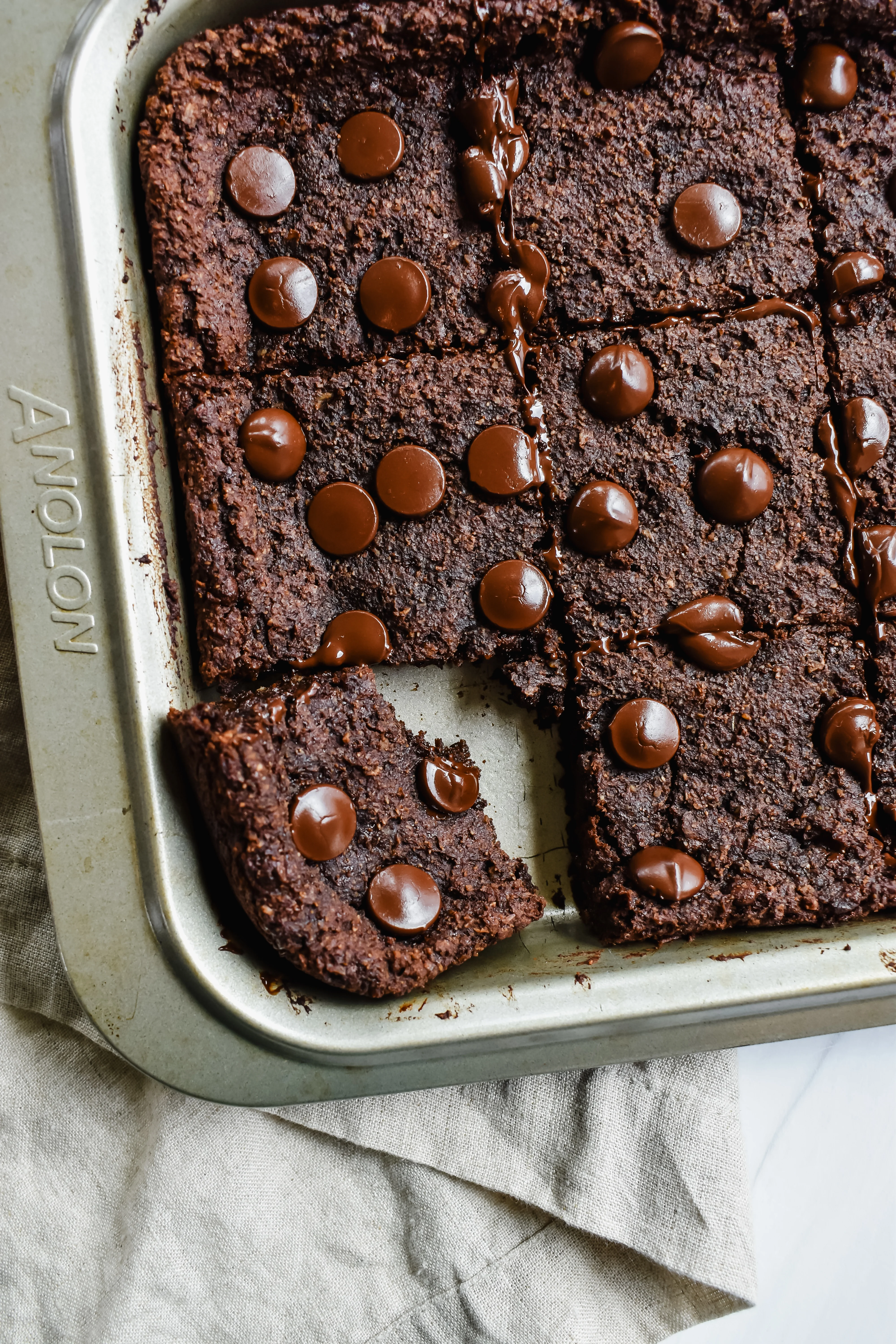 2-ingredient-chickpea-brownies-recipe