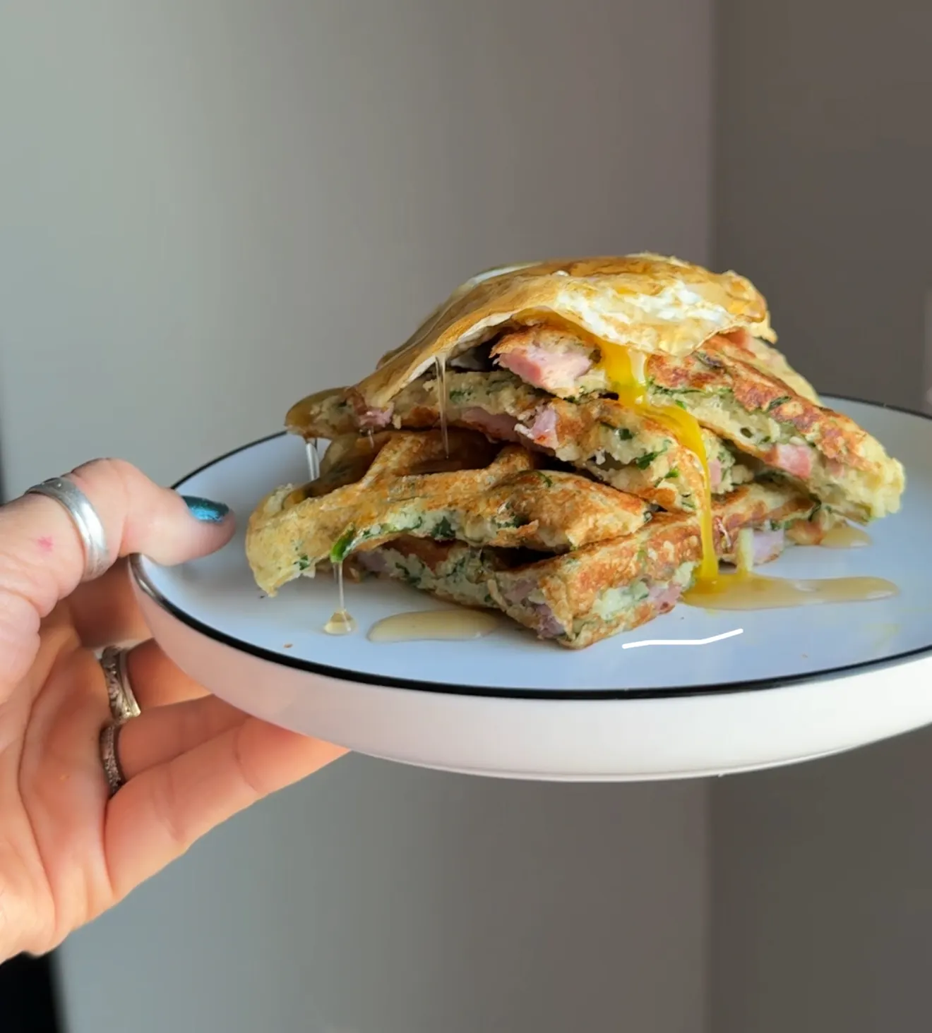 savory-waffle-wan-egg