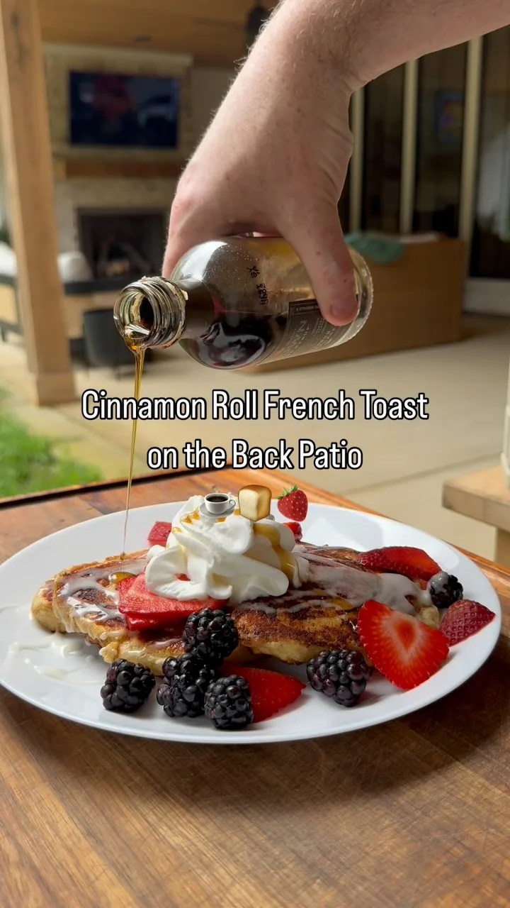 cinnamon-roll-french-toast