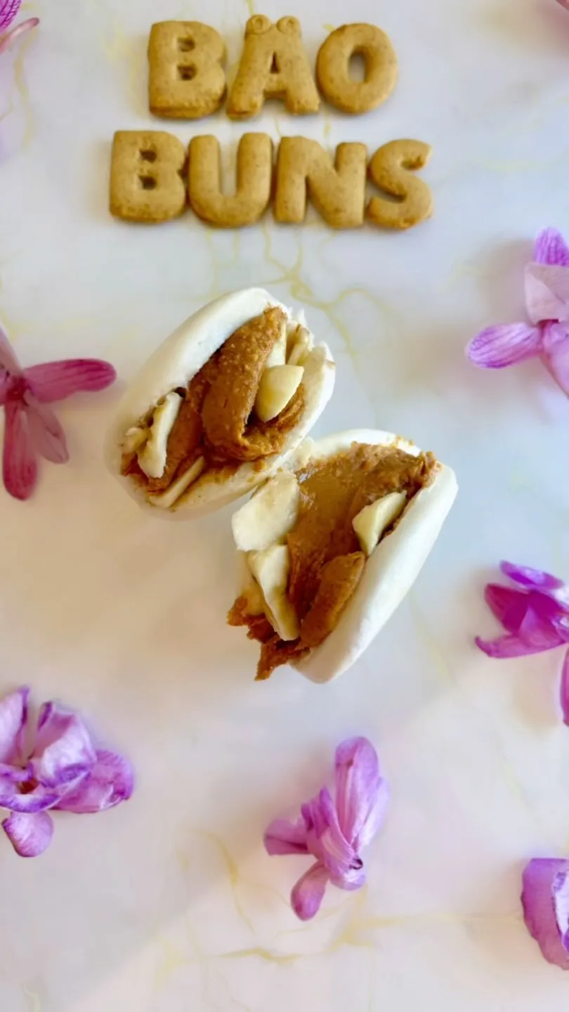 fluffy-bao-buns-with-peanut-butter-and-banana