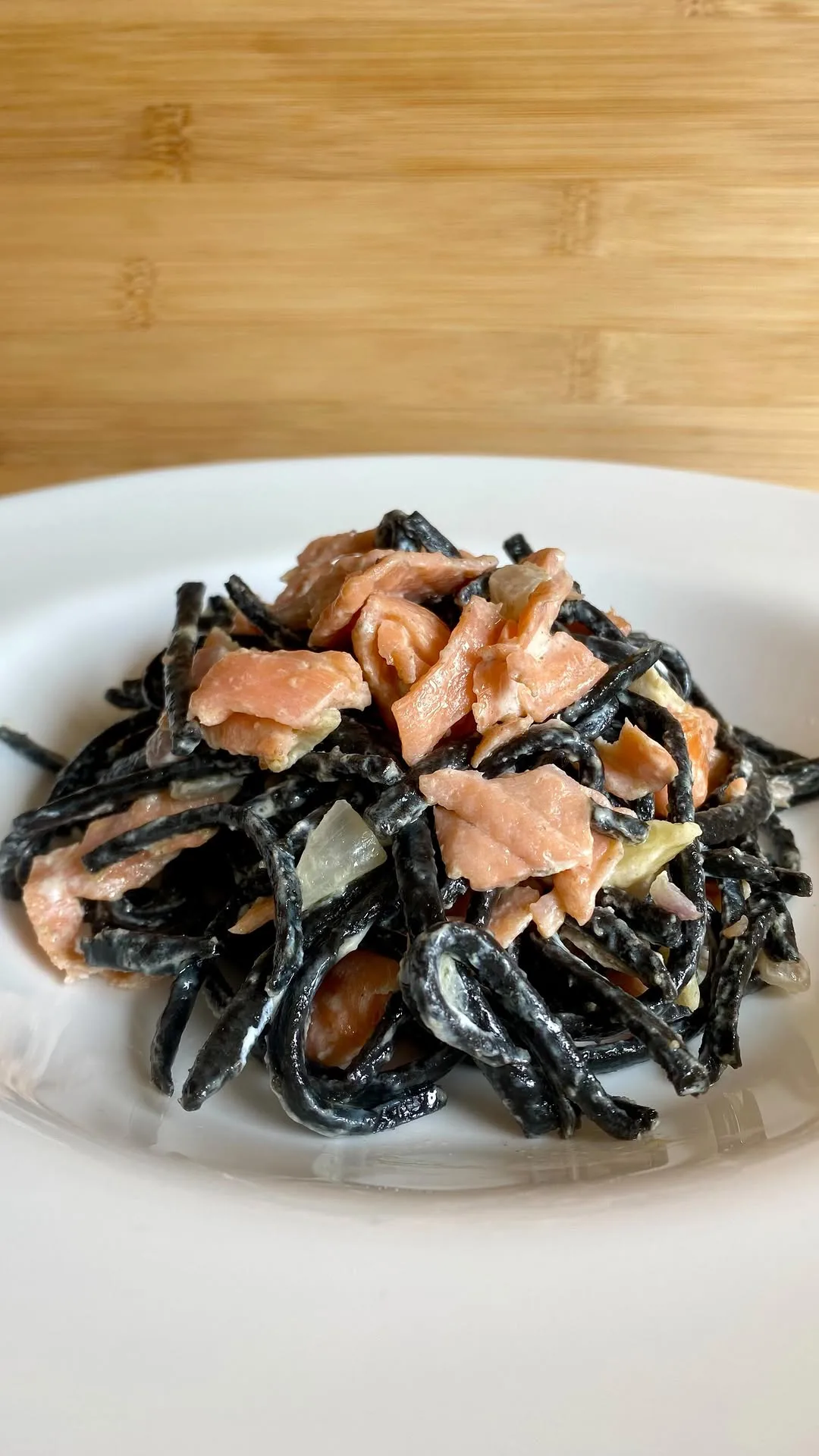 linguine-with-squid-ink-and-smoked-salmon