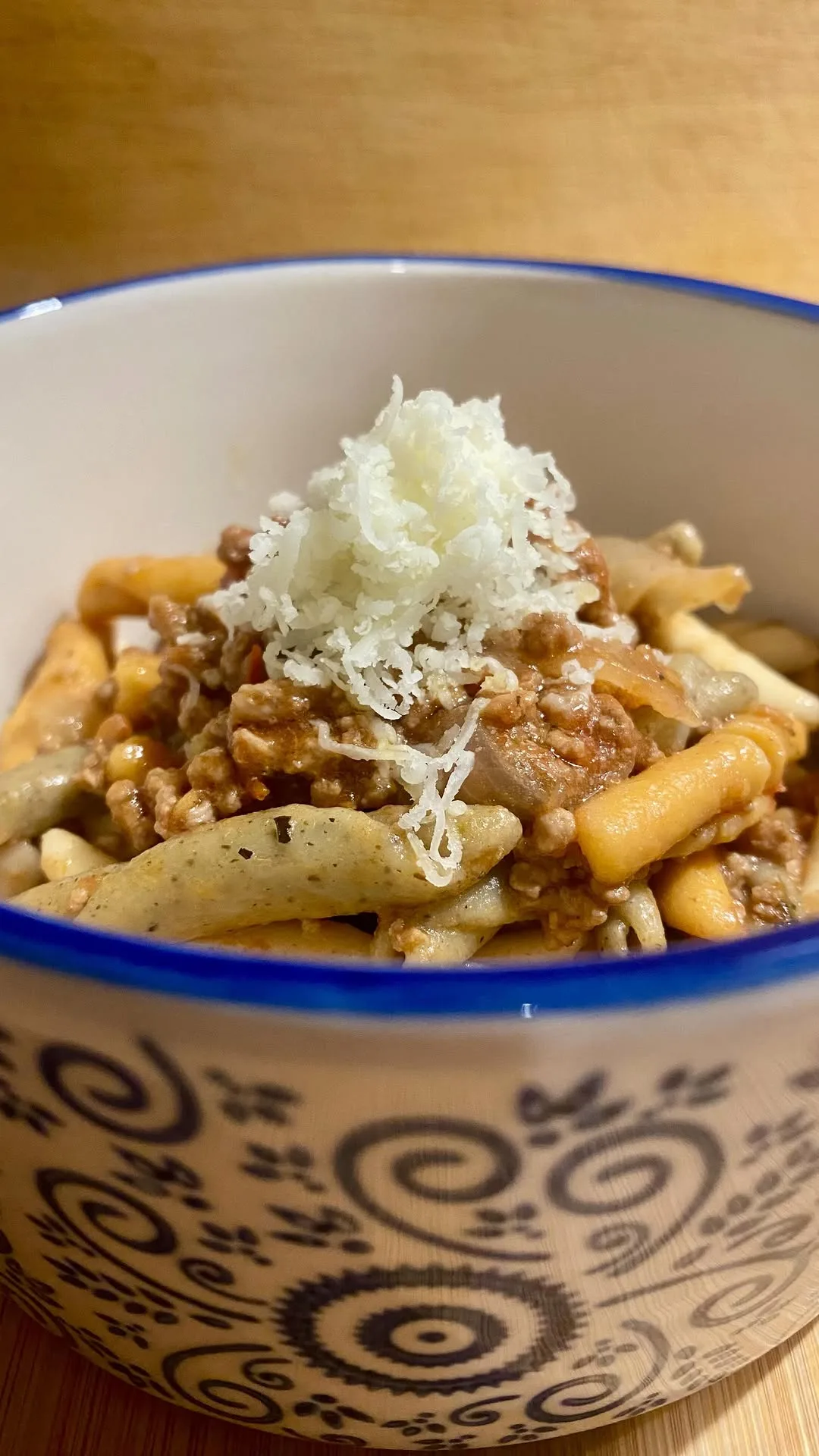 bolognese-perfection-with-cretan-skioufikta-pasta