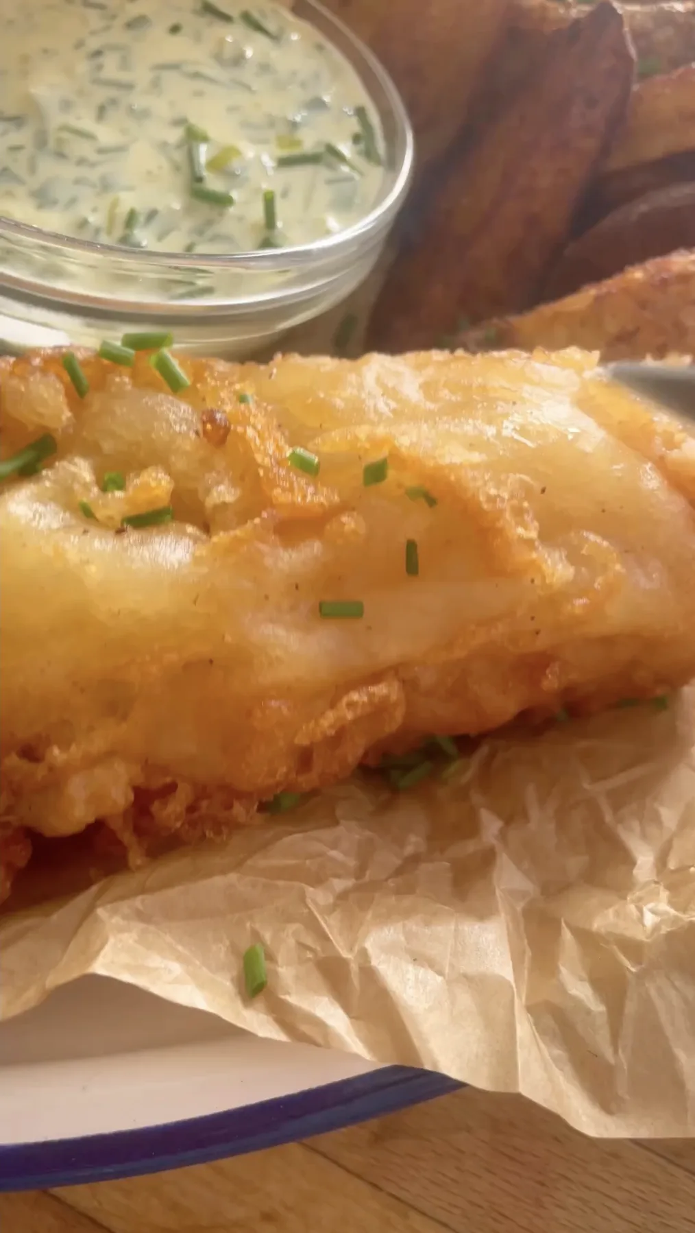 fish-end-chips-(ryba-v-klyare-s-zharenoj-kartoshkoj)