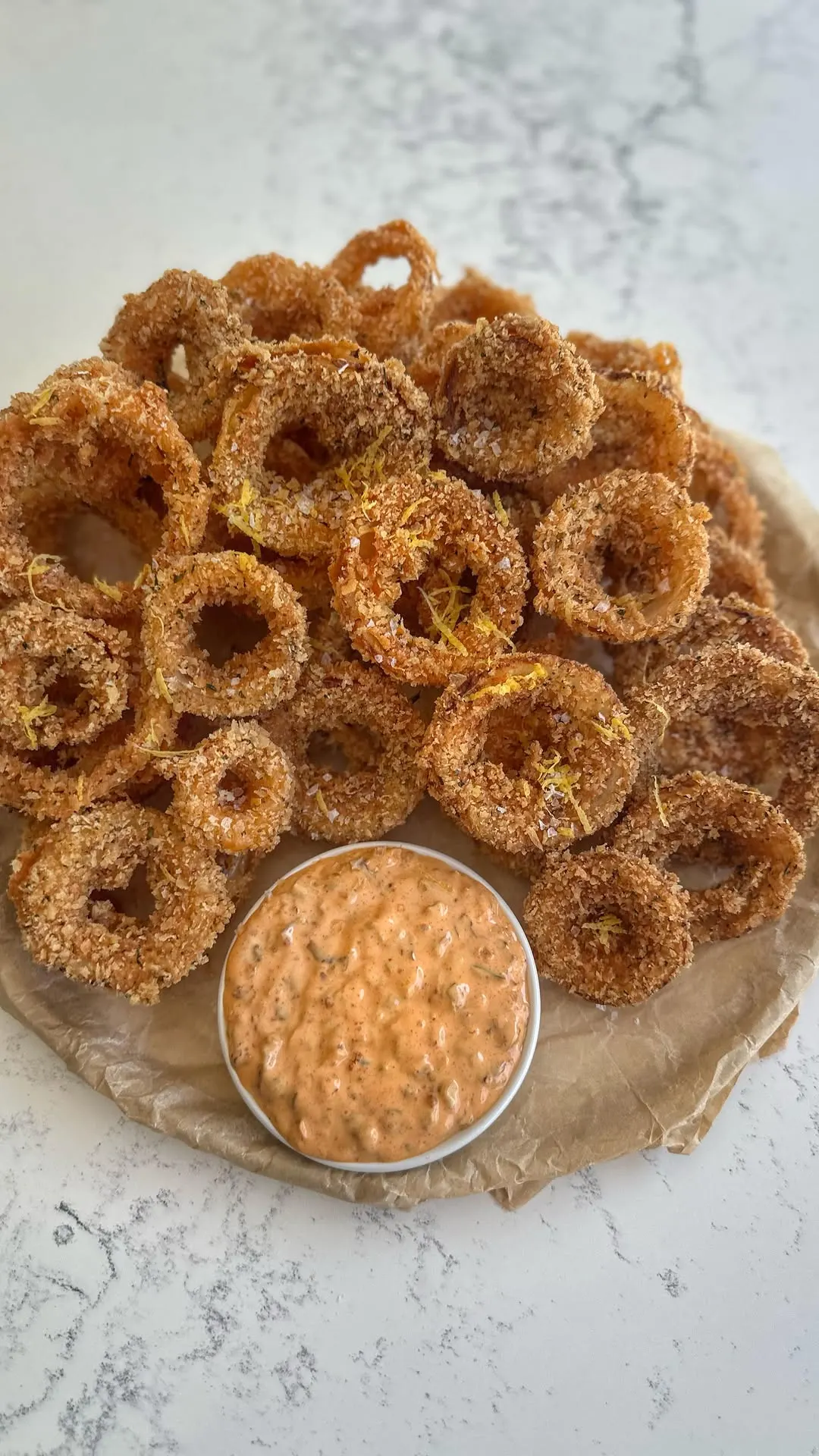 crispy-onion-rings-with-big-mac-sauce