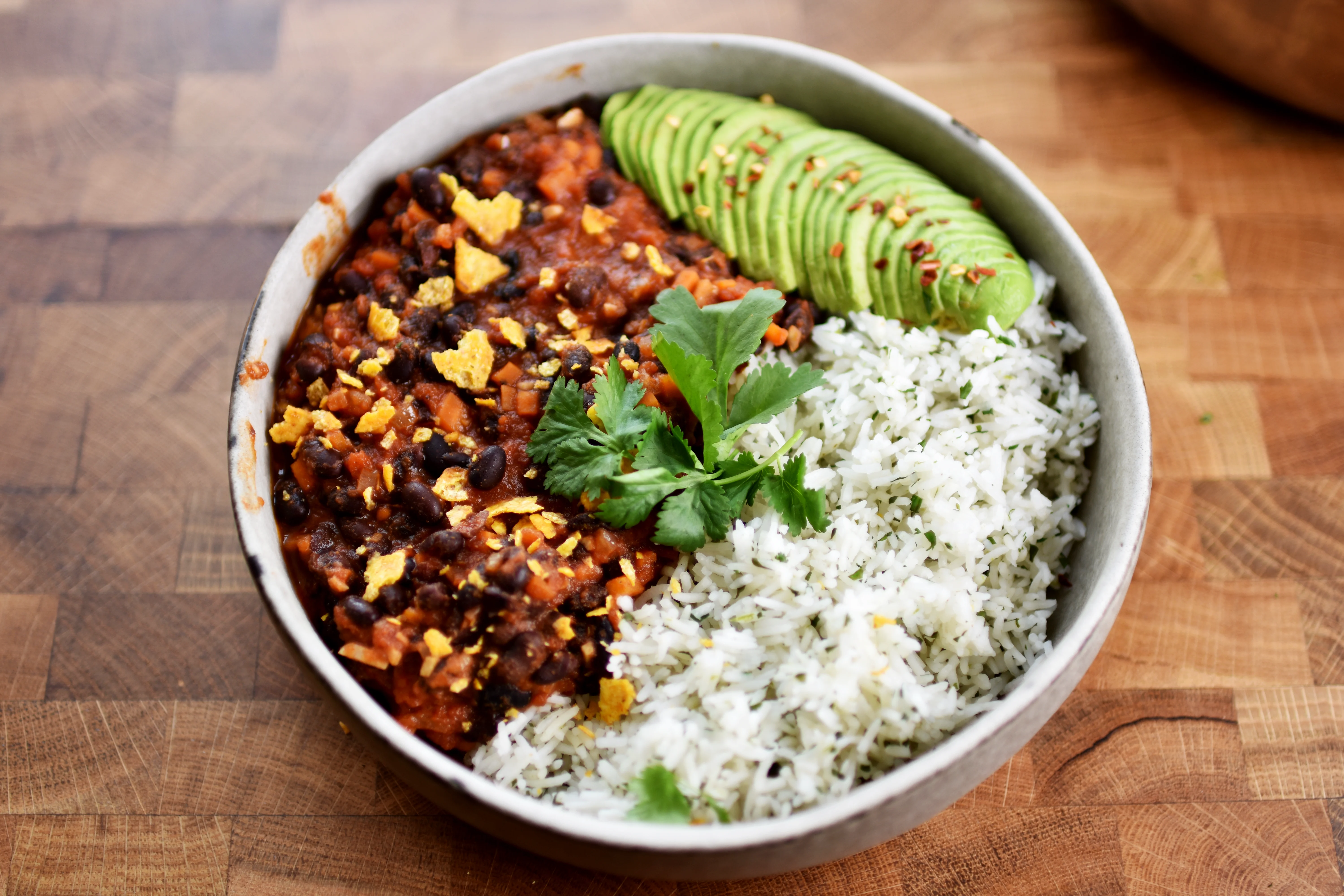 black-bean-chili-with-cilantro-lime-rice