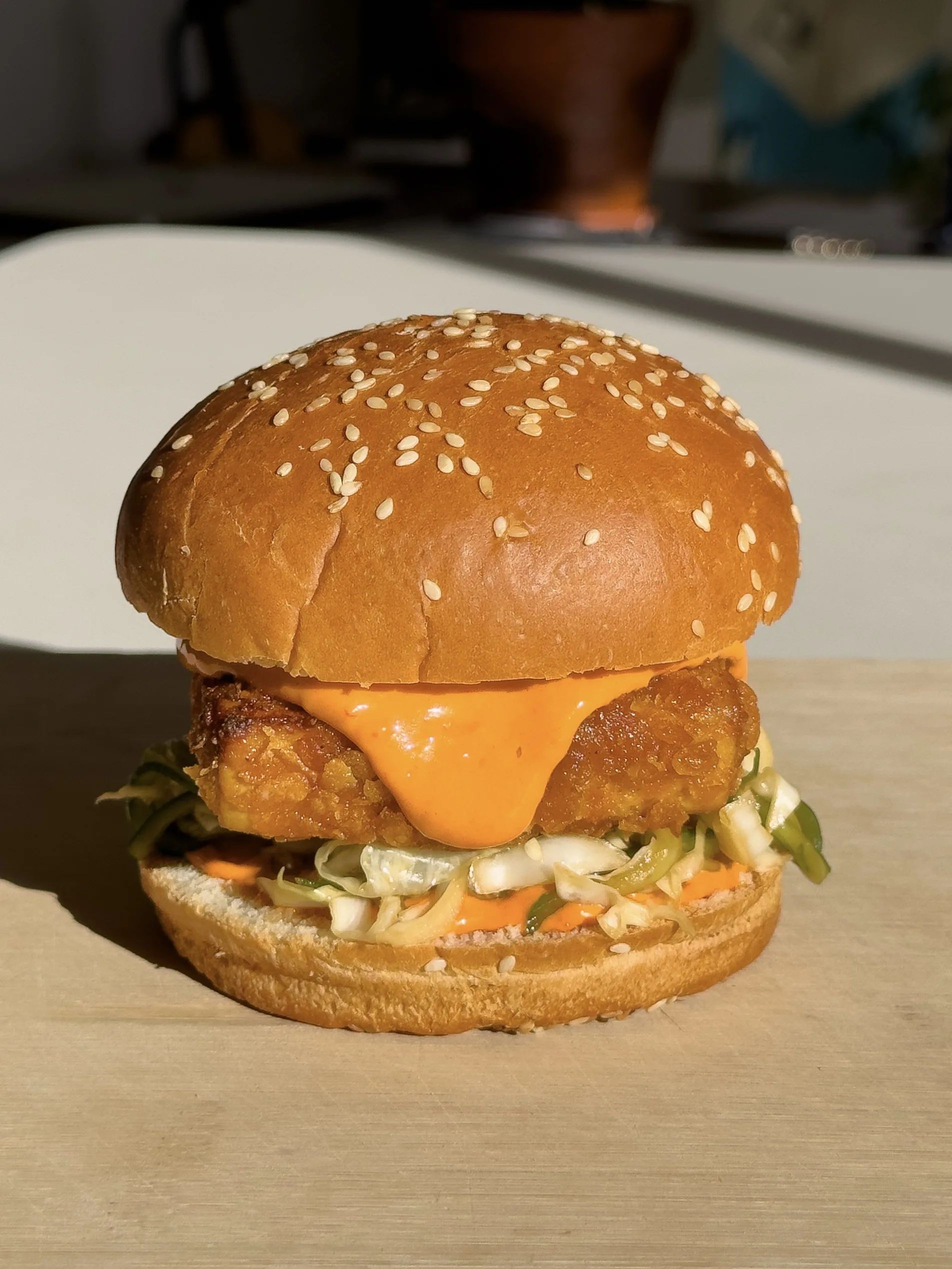 unbelievably-crispy-tofu-burger