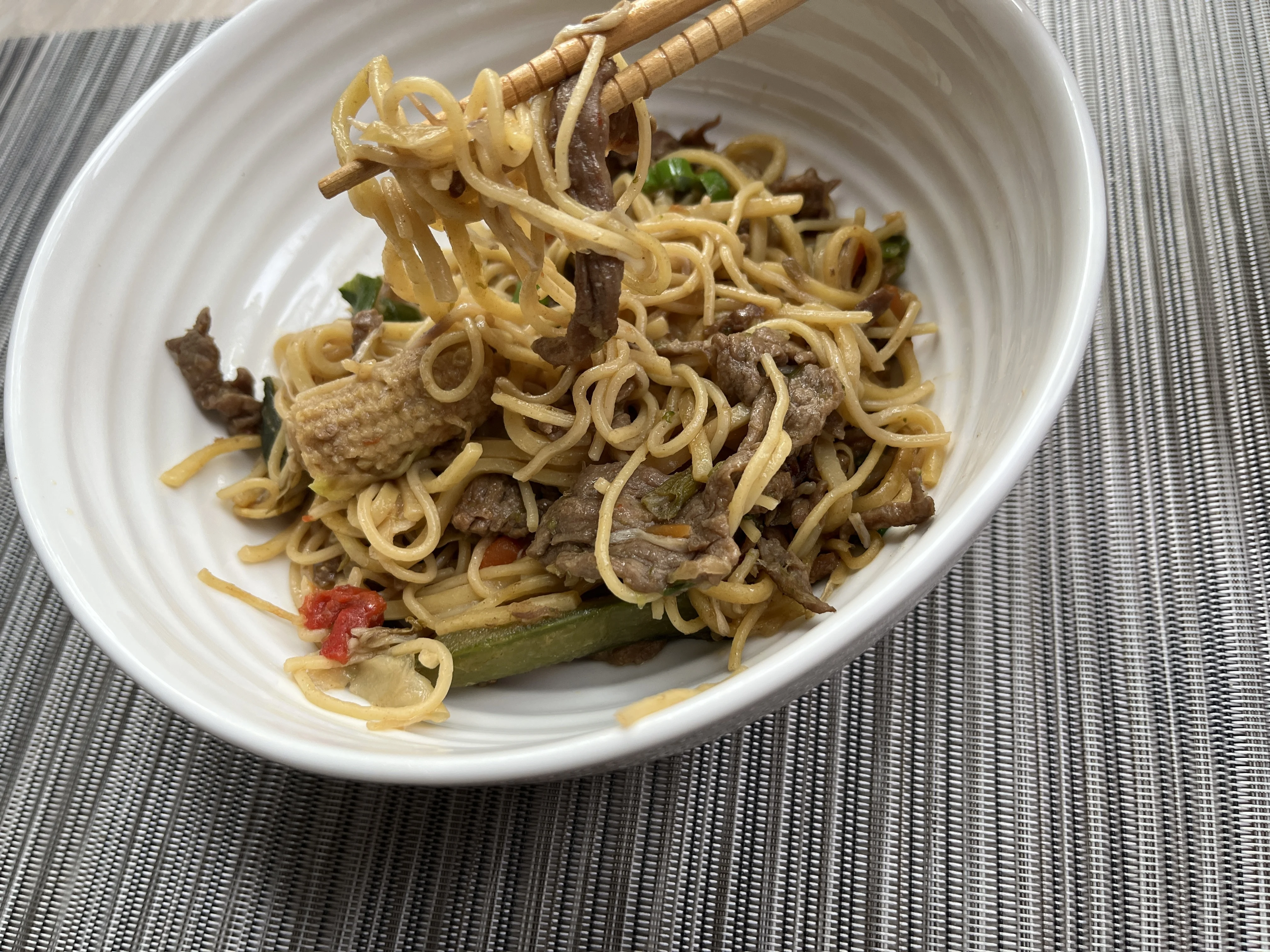 beef-glen-chu-noodles