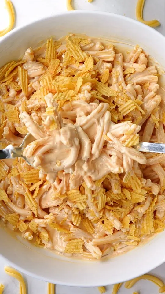 sour-cream-and-onion-pasta-salad