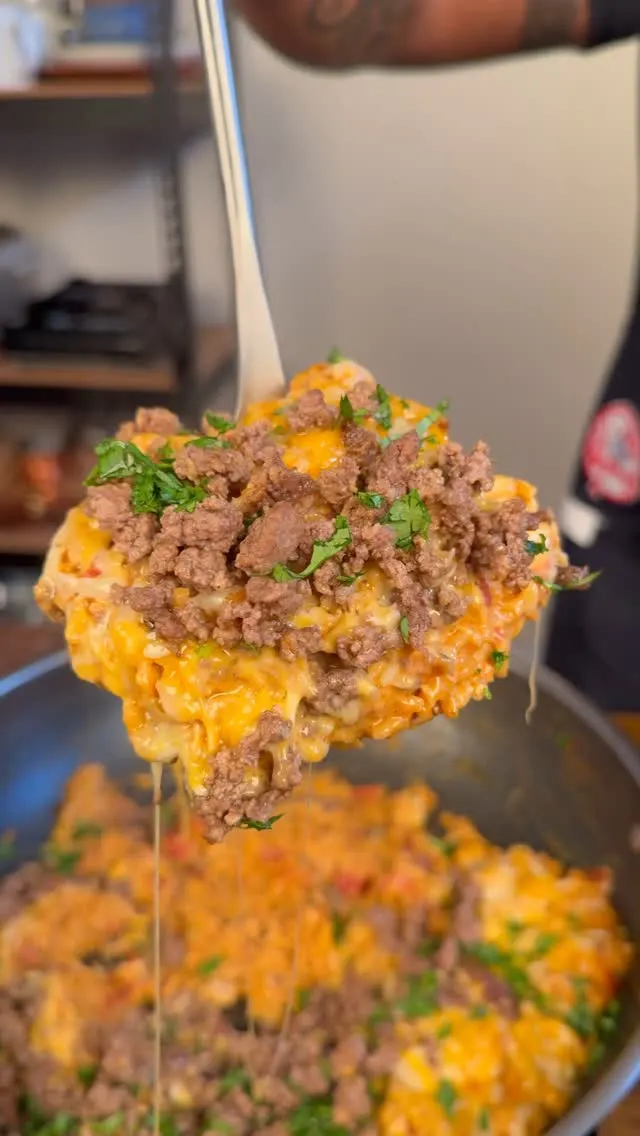 cheesy-and-beefy-taco-rice