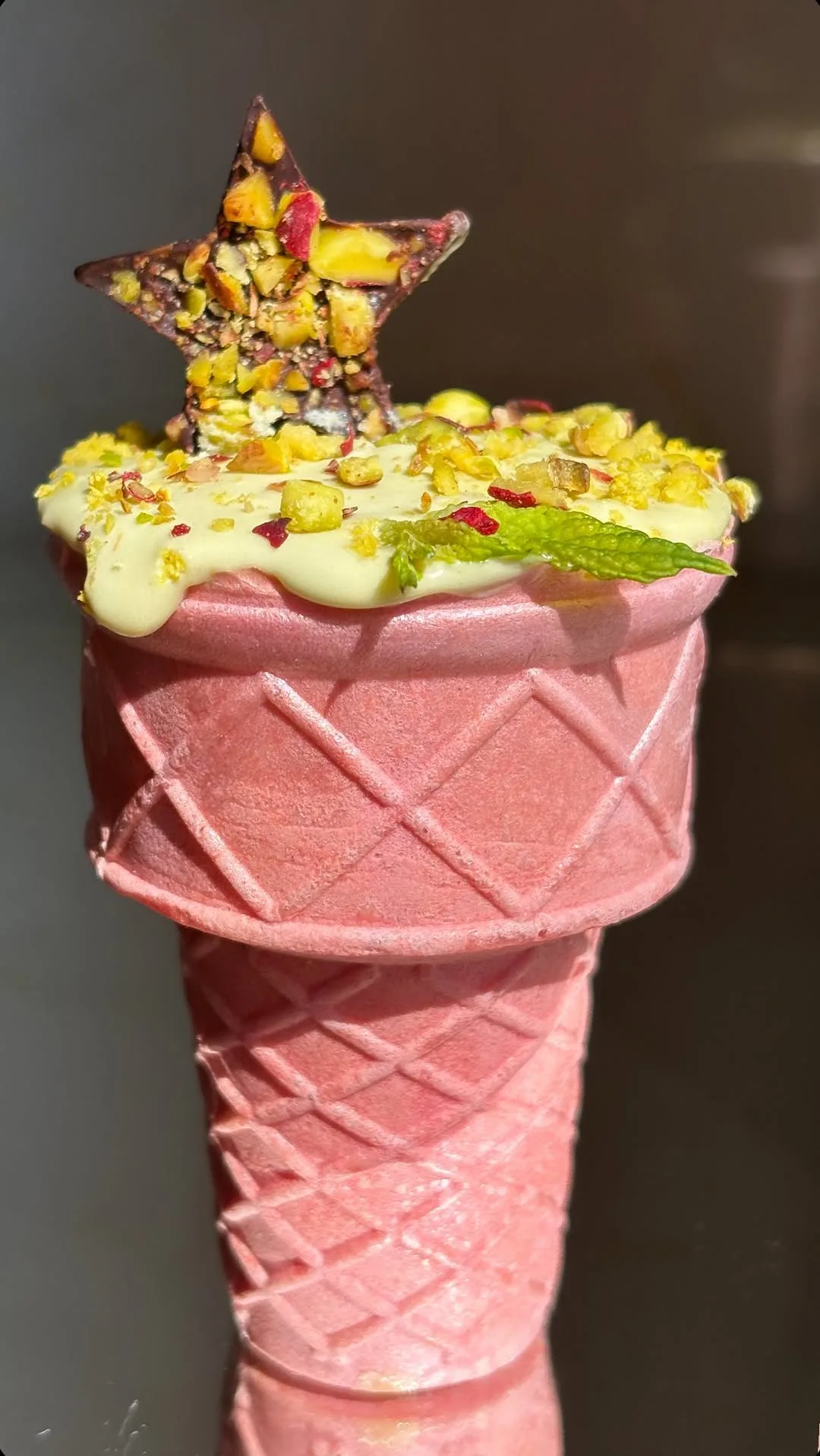 pistachio-mousse-in-a-cone
