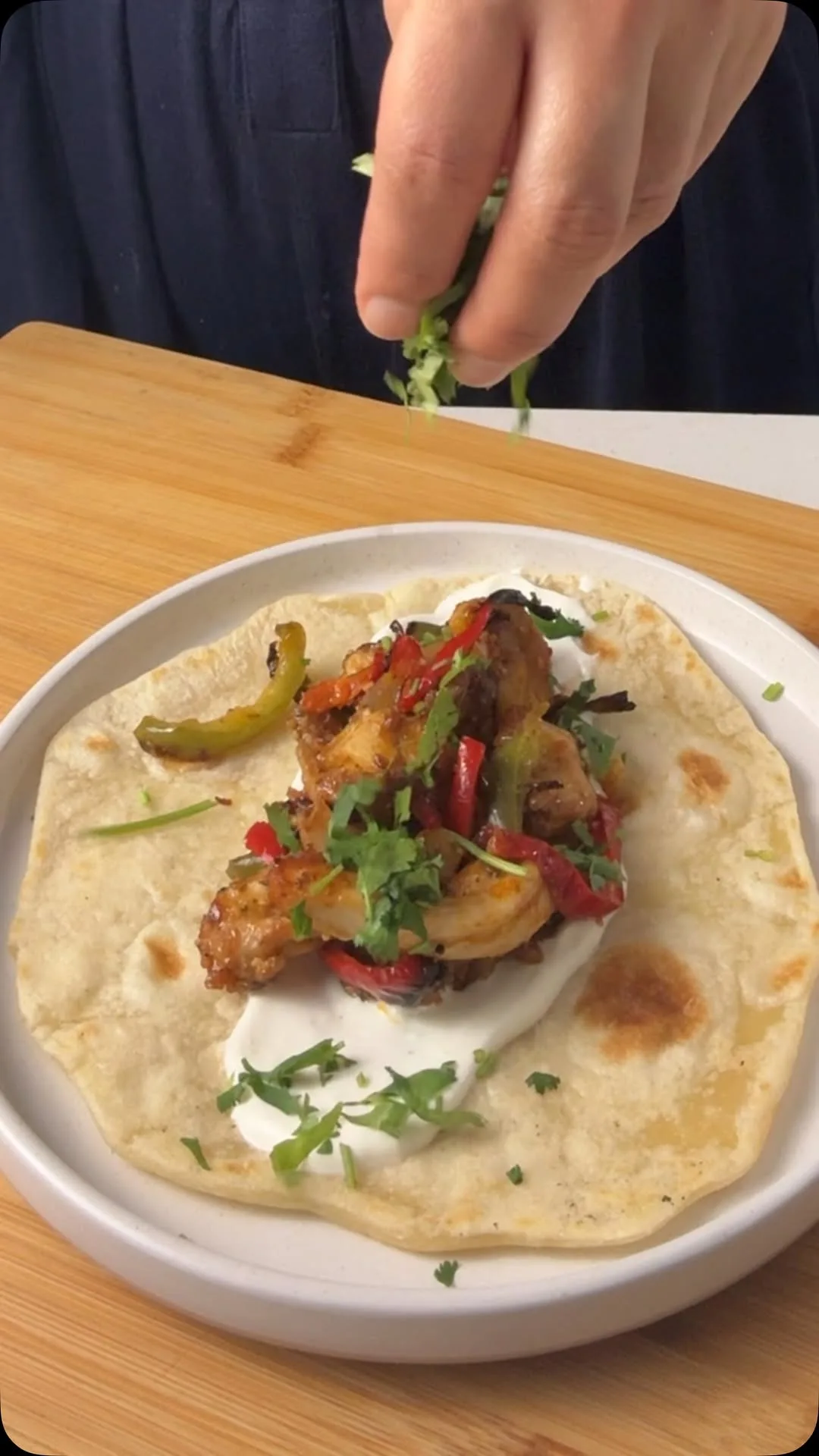 easy-sheet-pan-chicken-fajitas