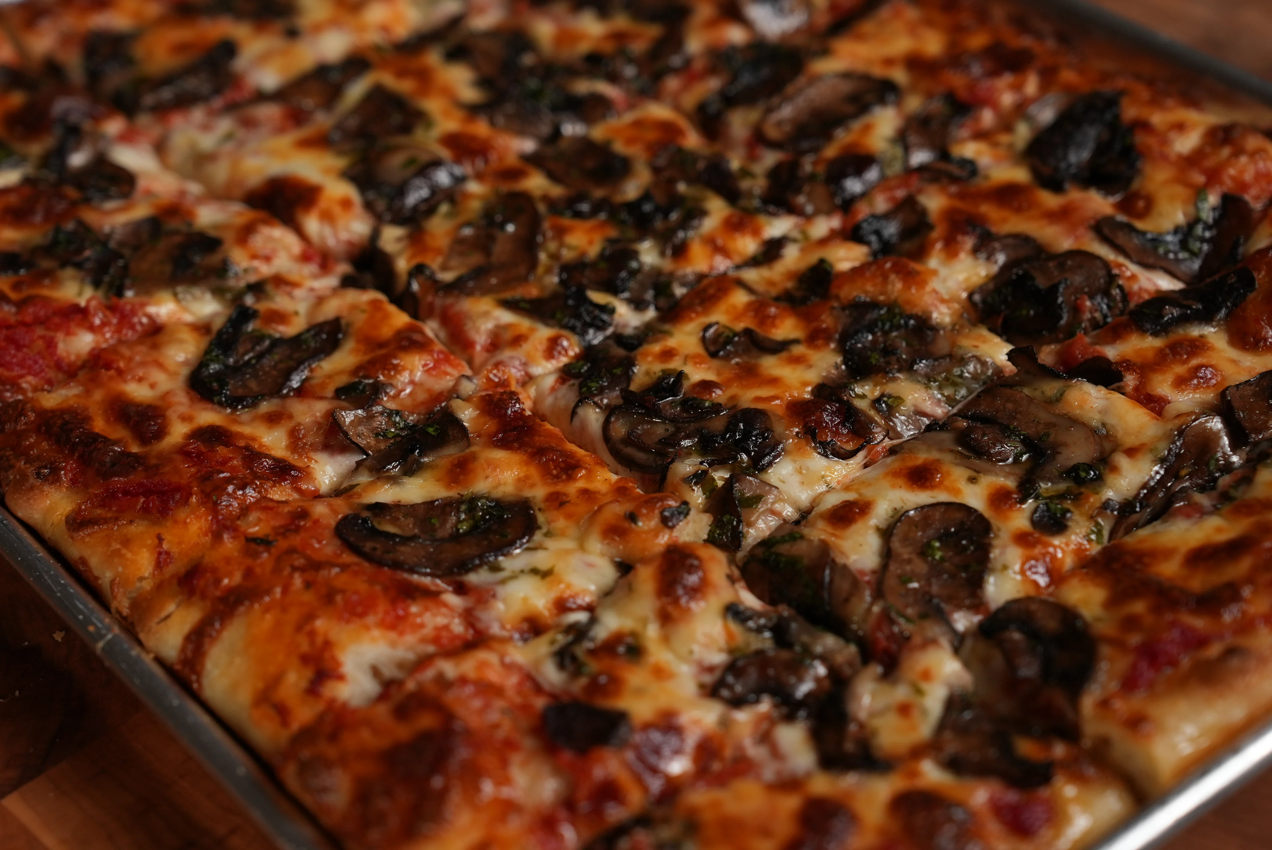 square-mushroom-pizza