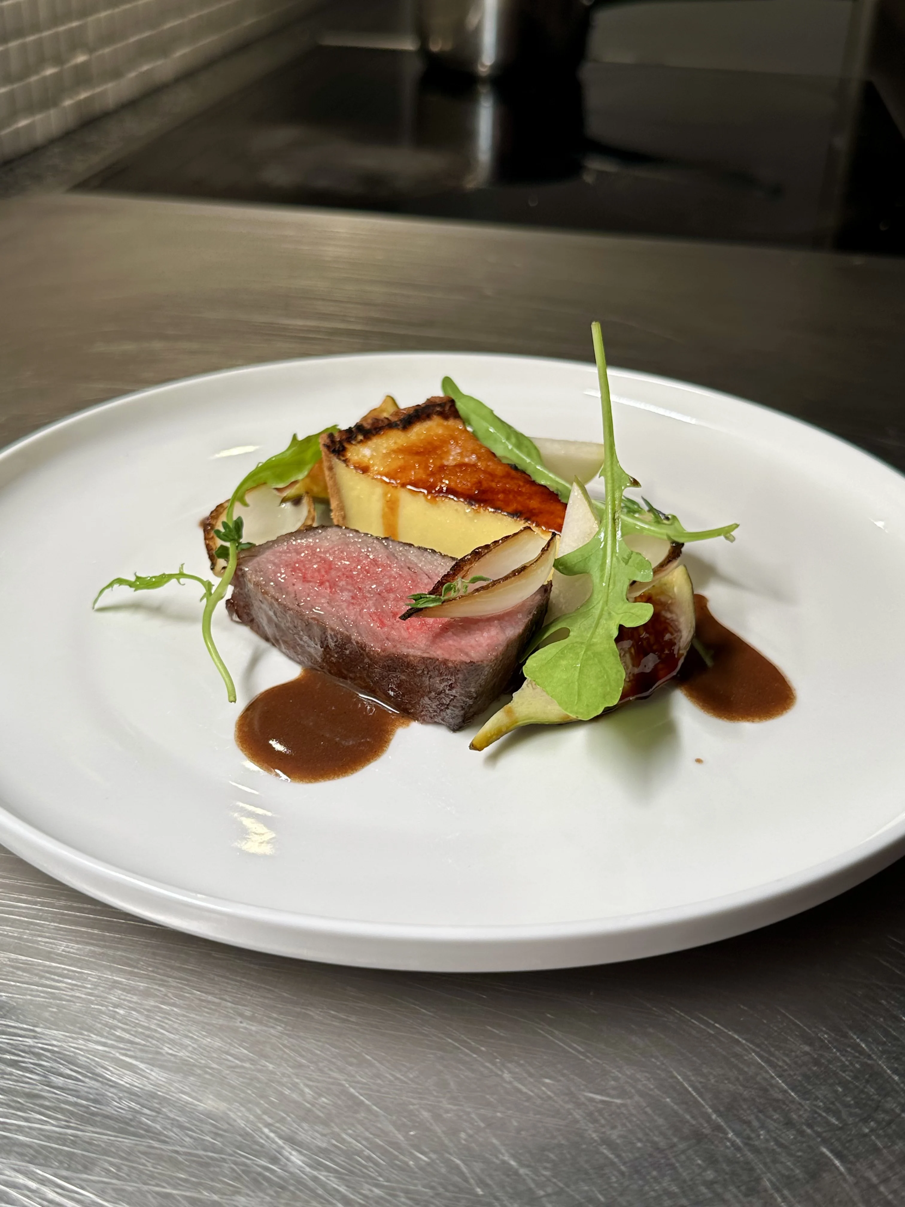steak-with-le-gruyere-aop-brulee-tart